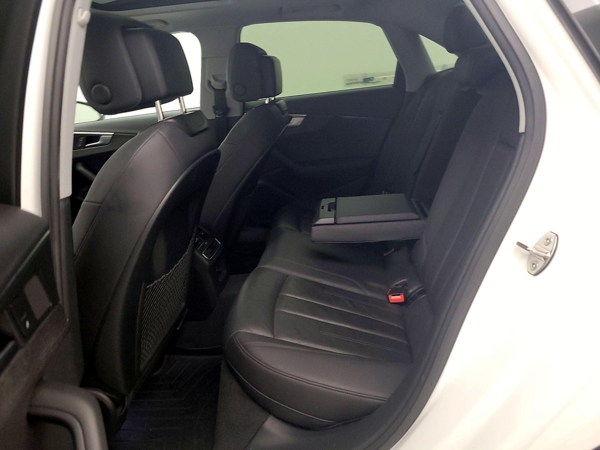 Thumbnail: 2019 Audi A4 - 19