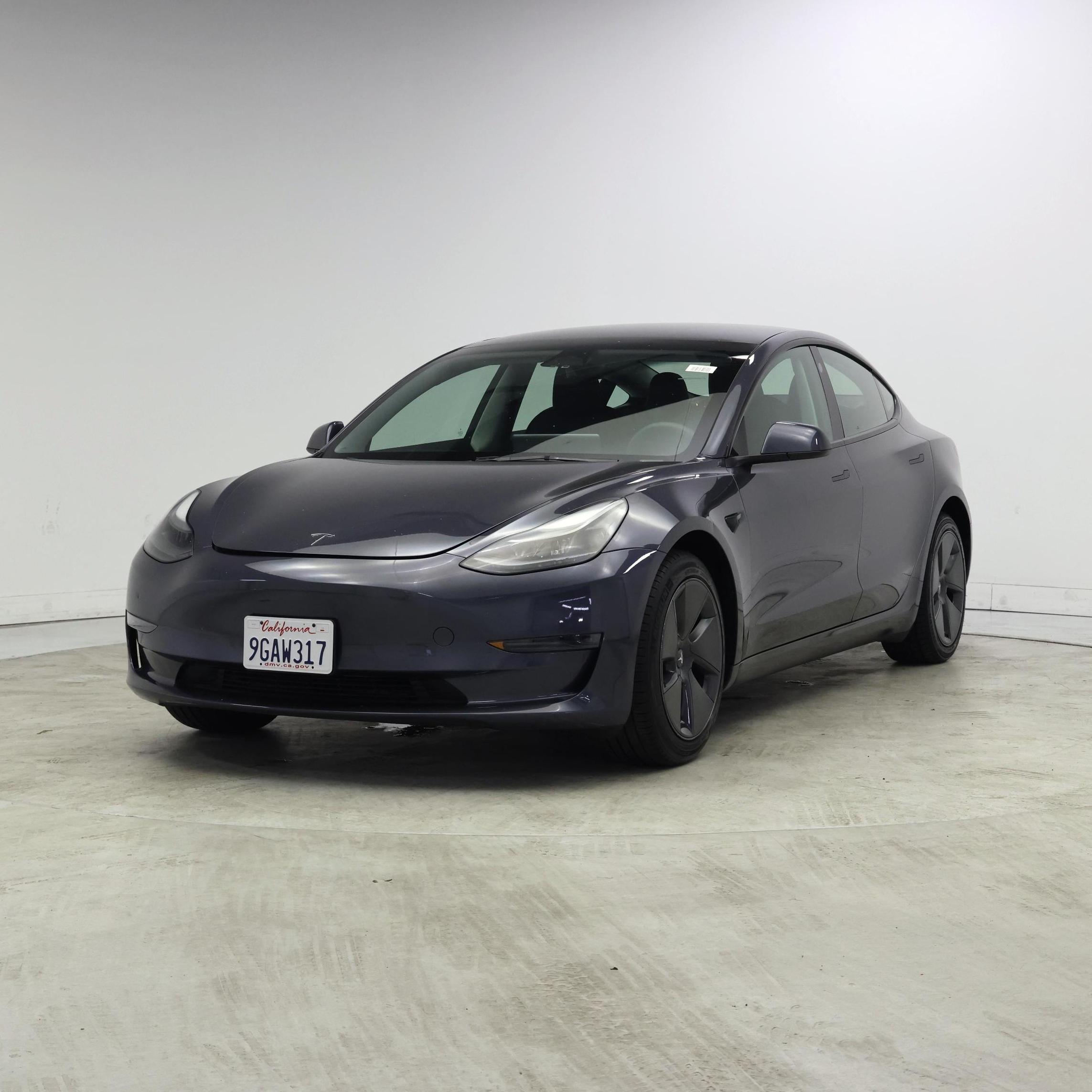Thumbnail: 2023 Tesla Model 3 - 4