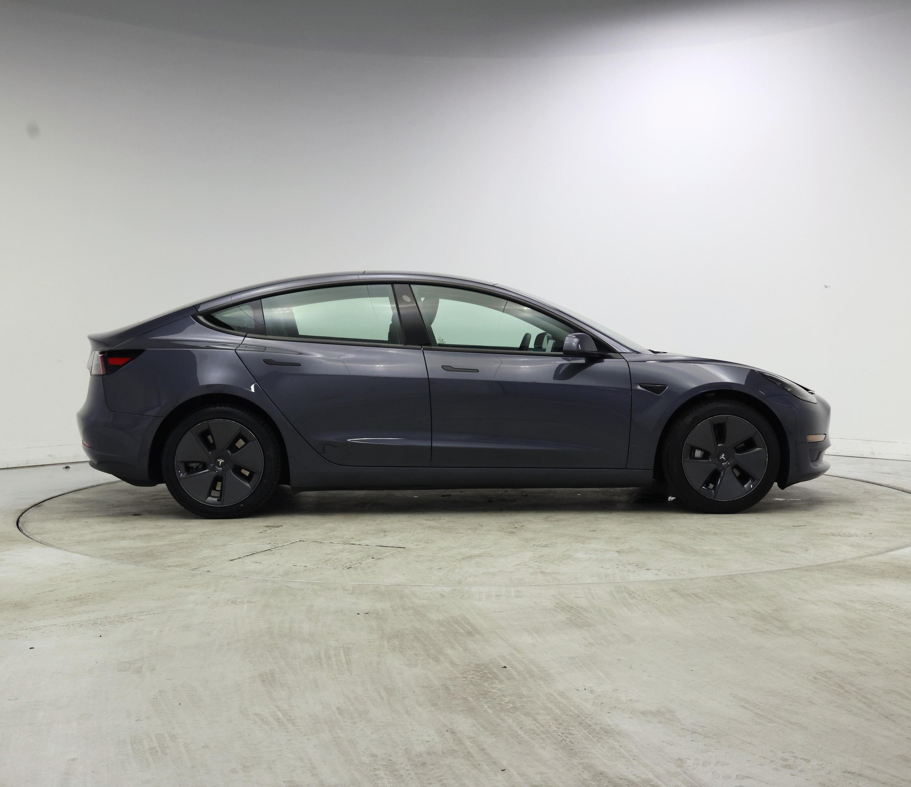 Thumbnail: 2023 Tesla Model 3 - 7