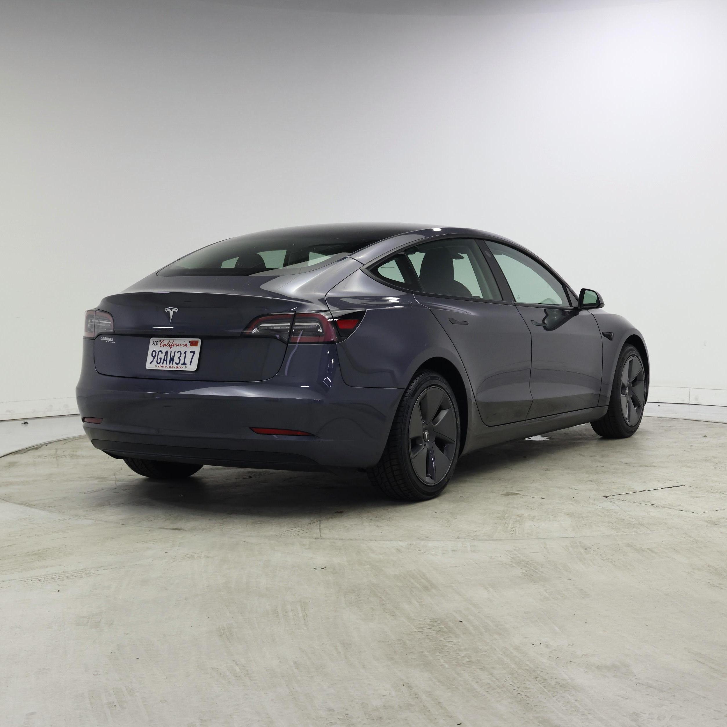 Thumbnail: 2023 Tesla Model 3 - 8