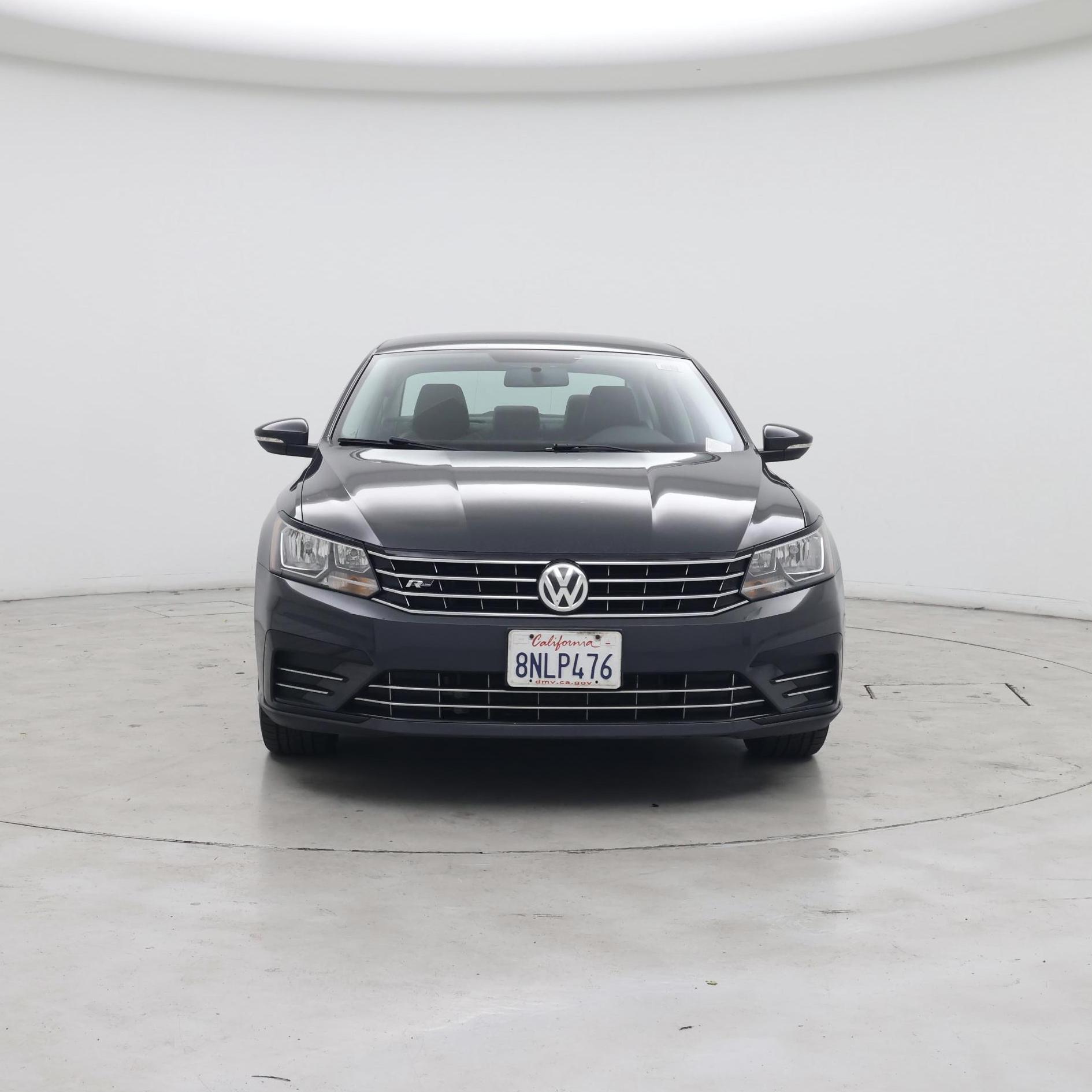 Thumbnail: 2017 Volkswagen Passat - 5
