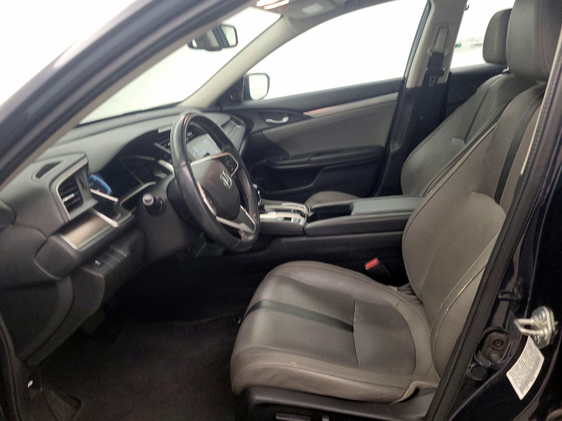 Thumbnail: 2016 Honda Civic - 11