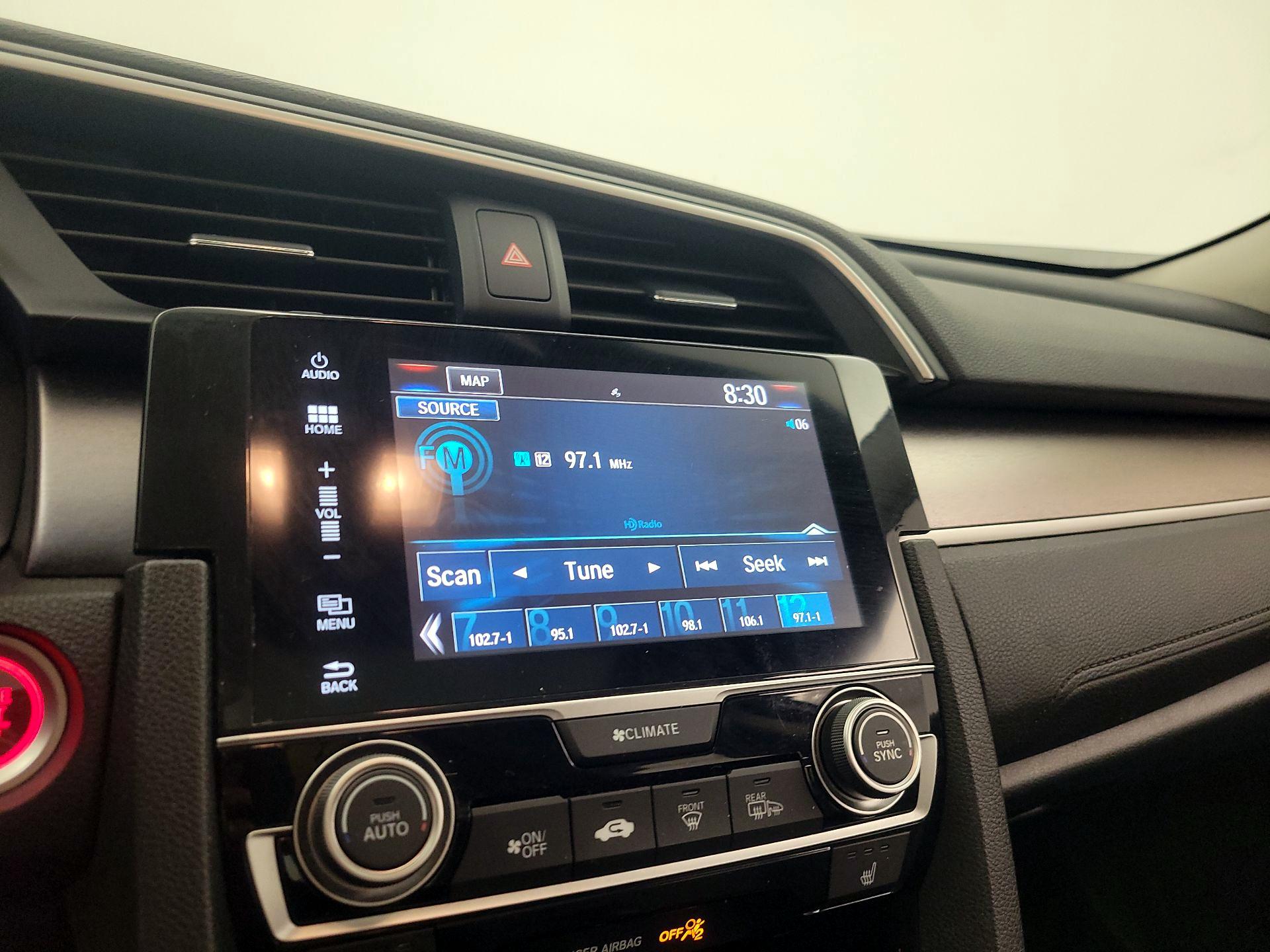 Thumbnail: 2016 Honda Civic - 15