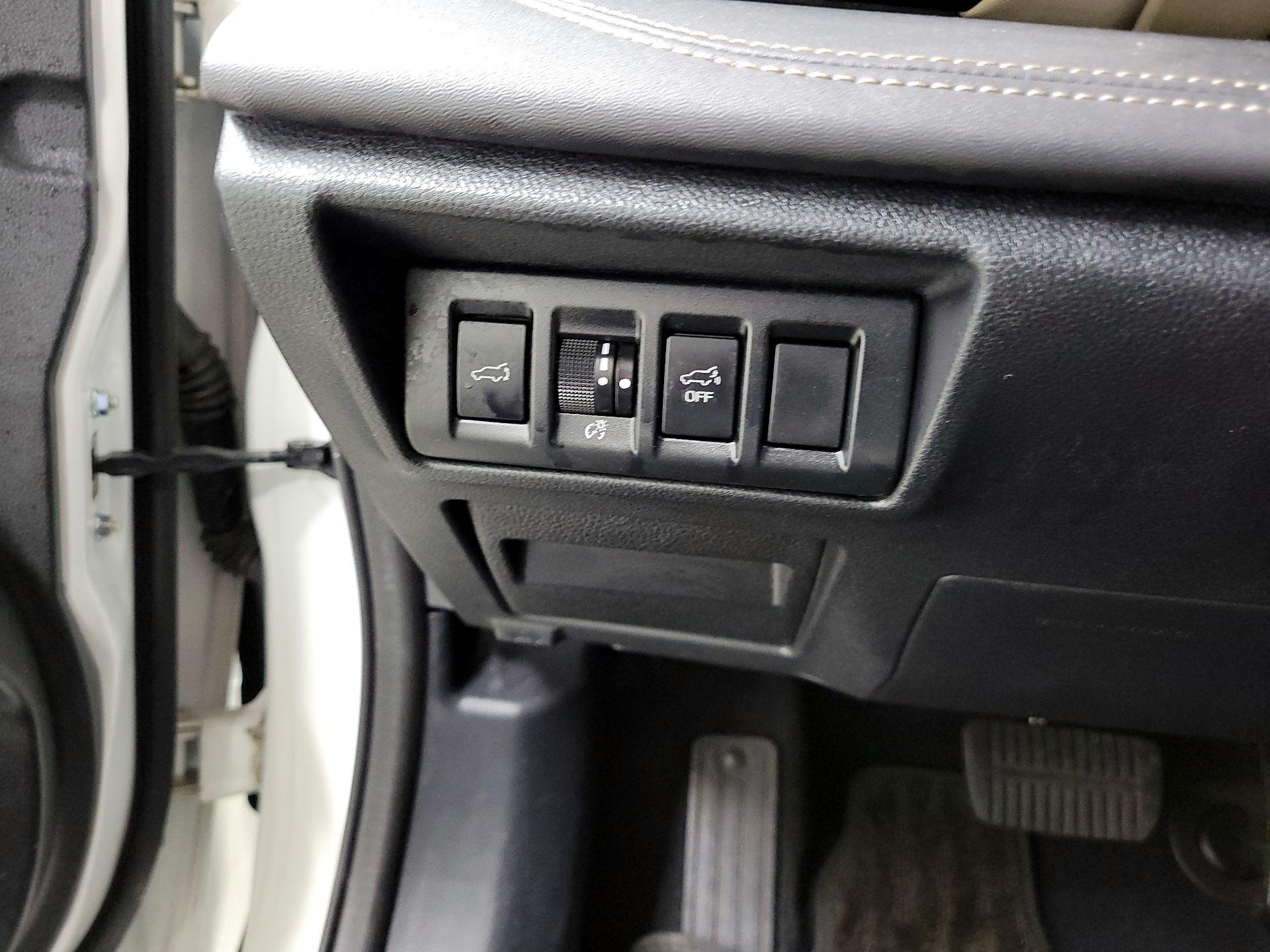 Thumbnail: 2022 Subaru Outback - 13