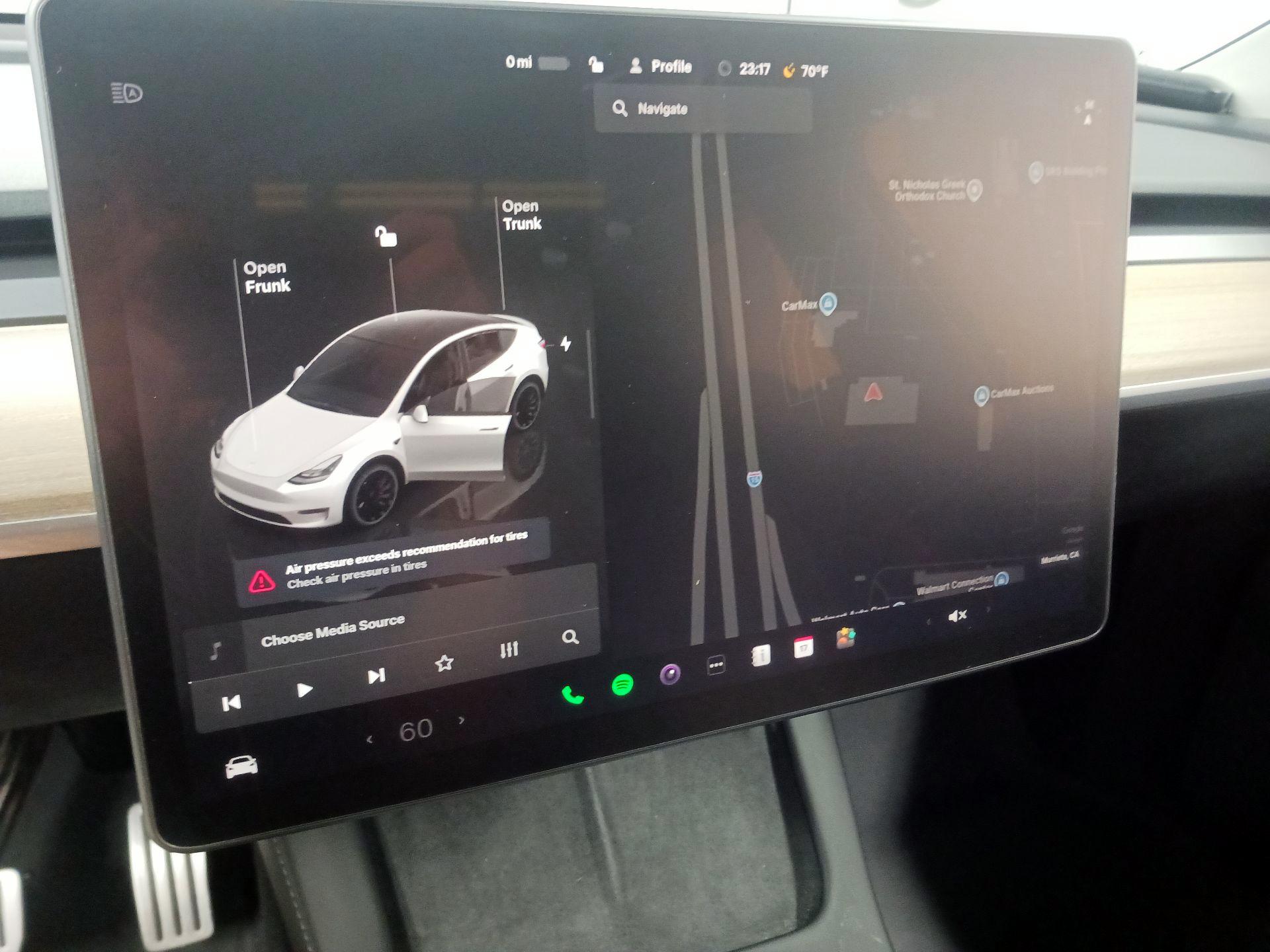 Thumbnail: 2023 Tesla Model Y - 14