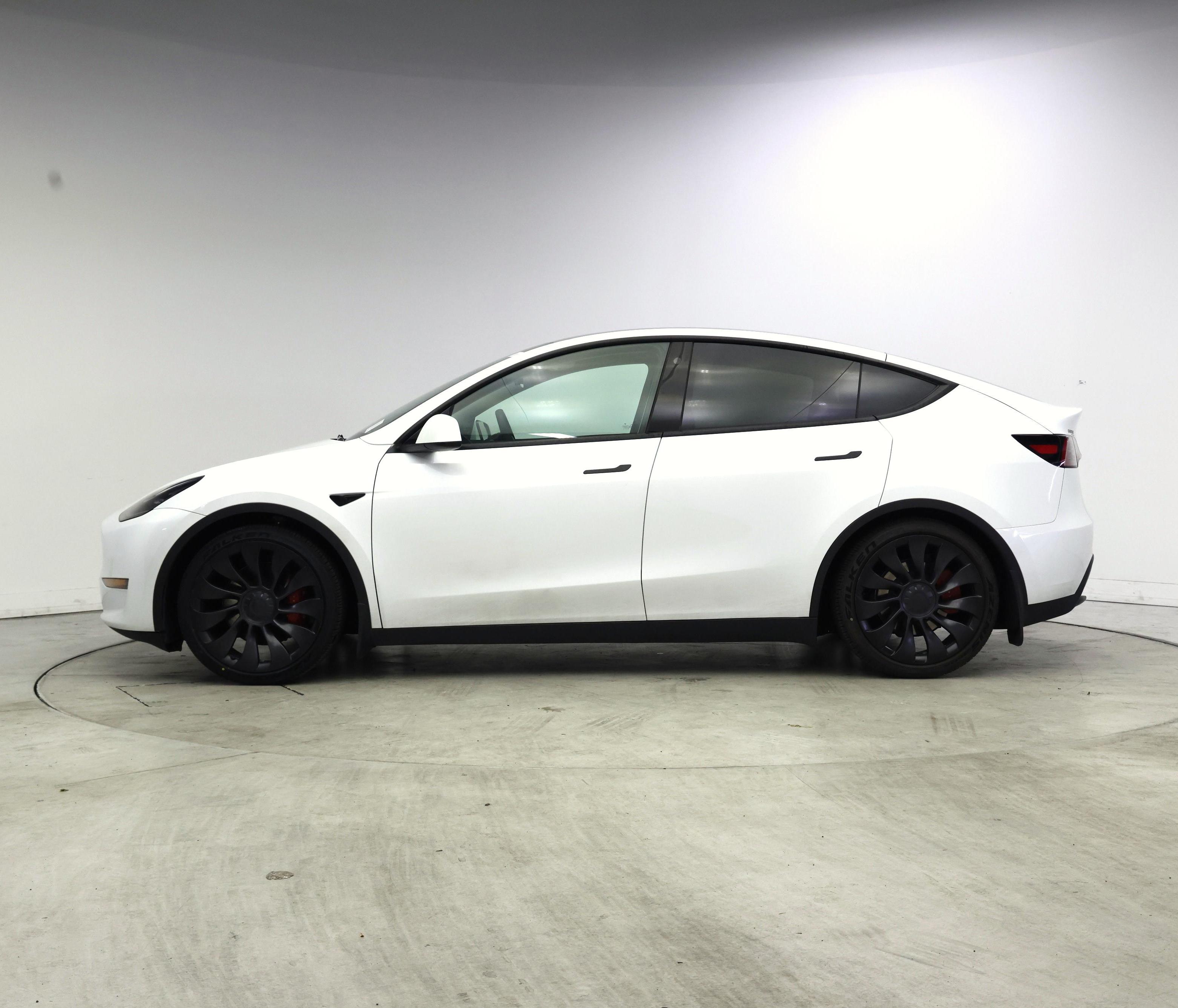 Thumbnail: 2023 Tesla Model Y - 3