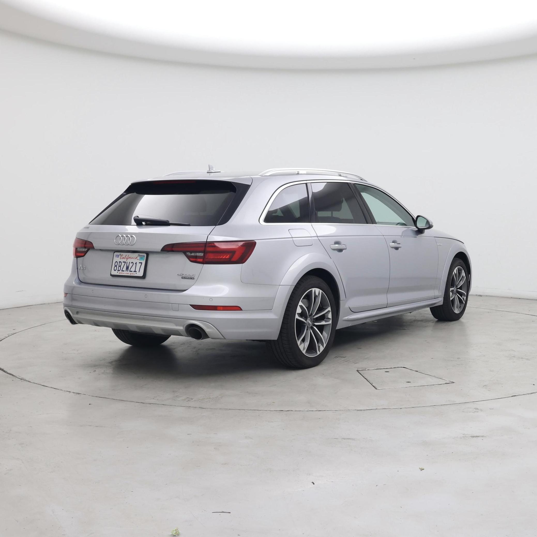 Thumbnail: 2018 Audi A4 - 8