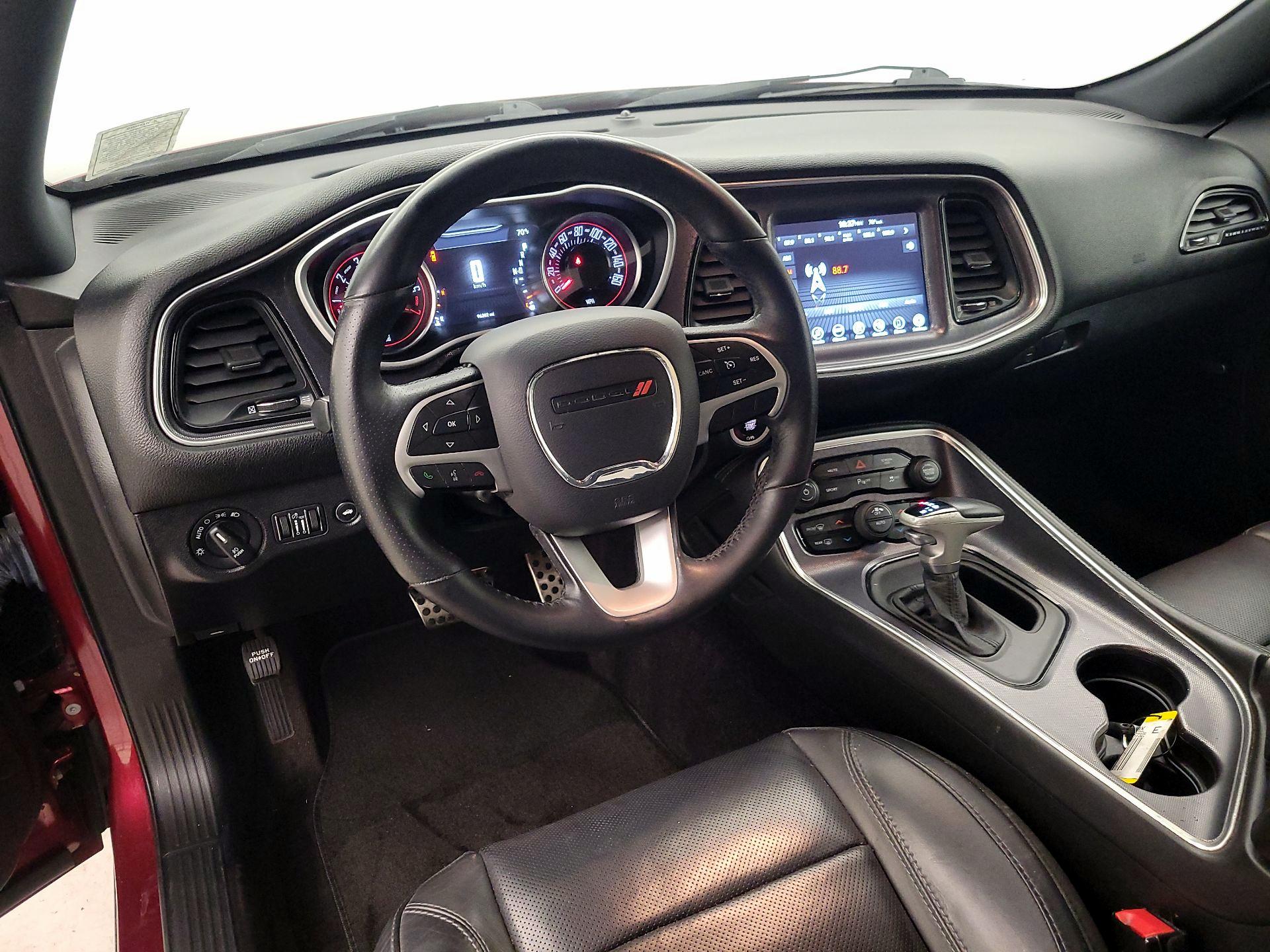 Thumbnail: 2017 Dodge Challenger - 9