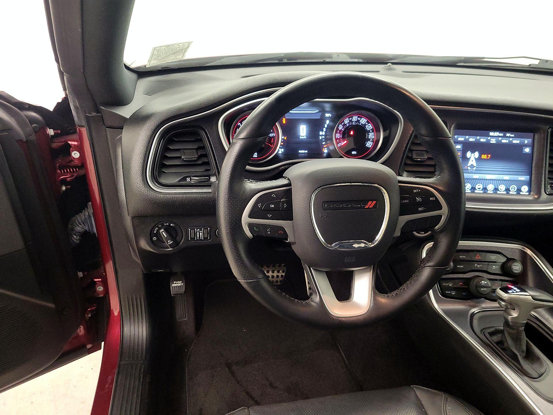 Thumbnail: 2017 Dodge Challenger - 10