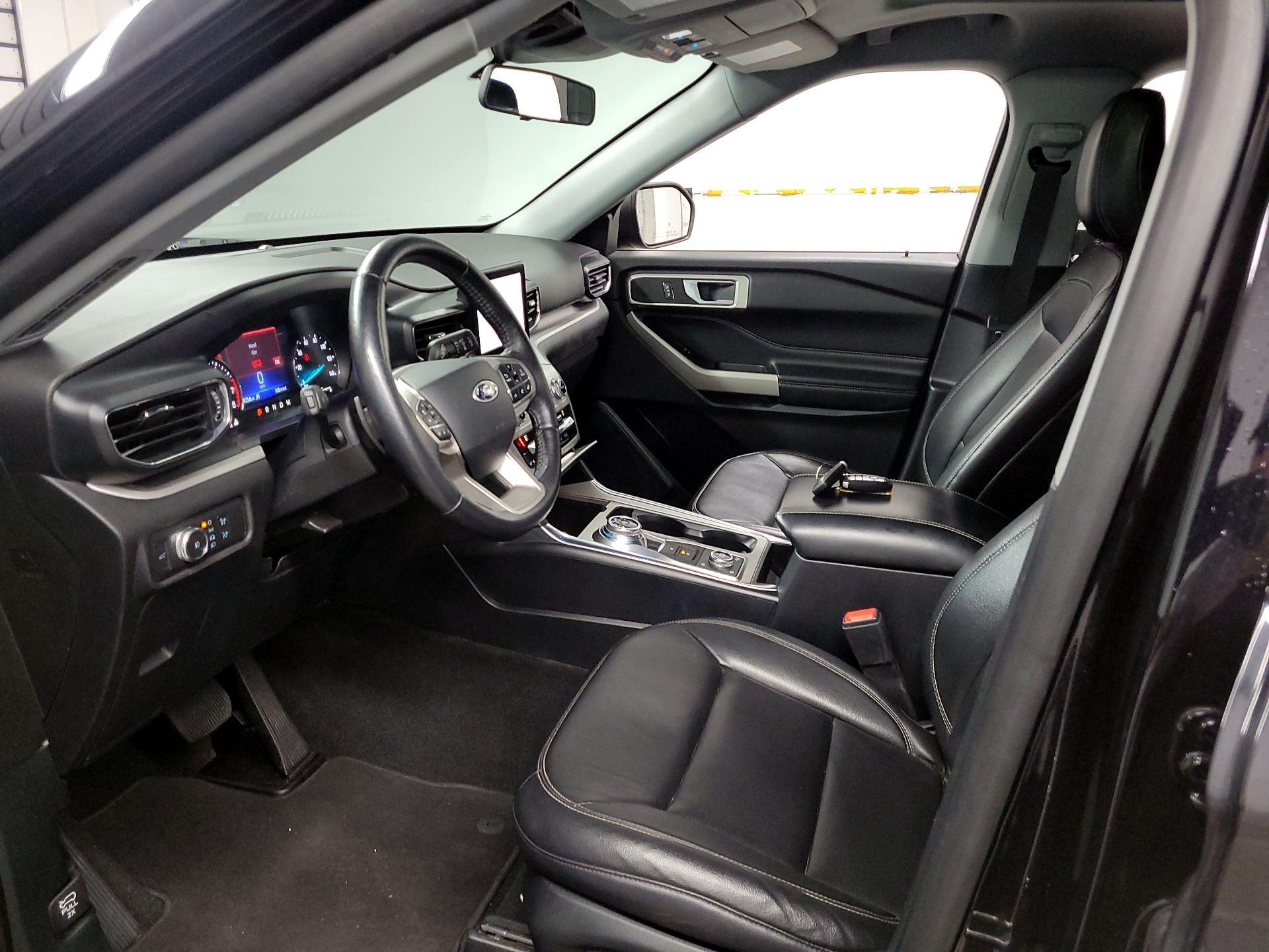 Thumbnail: 2020 Ford Explorer - 11