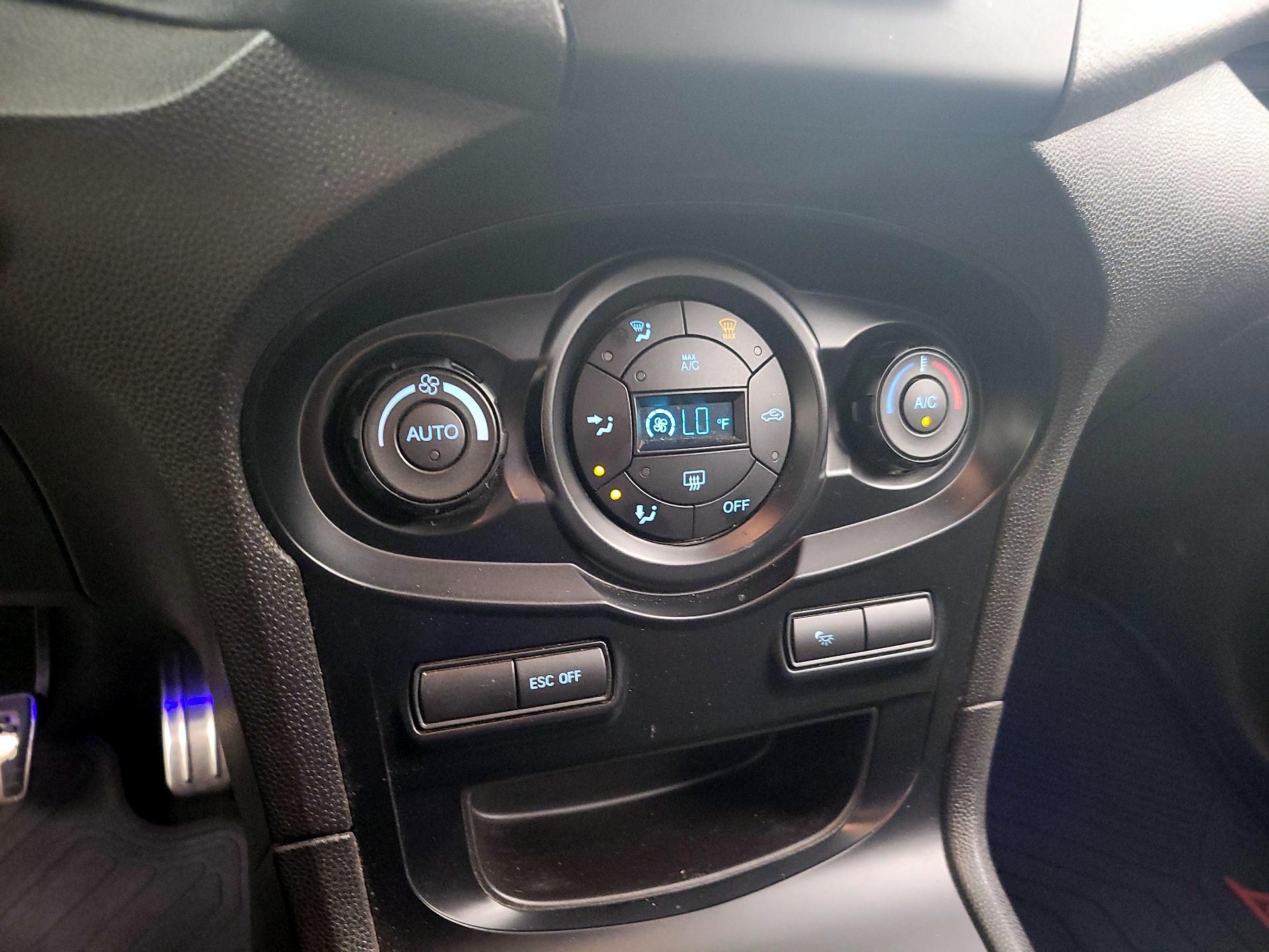 Thumbnail: 2018 Ford Fiesta - 16