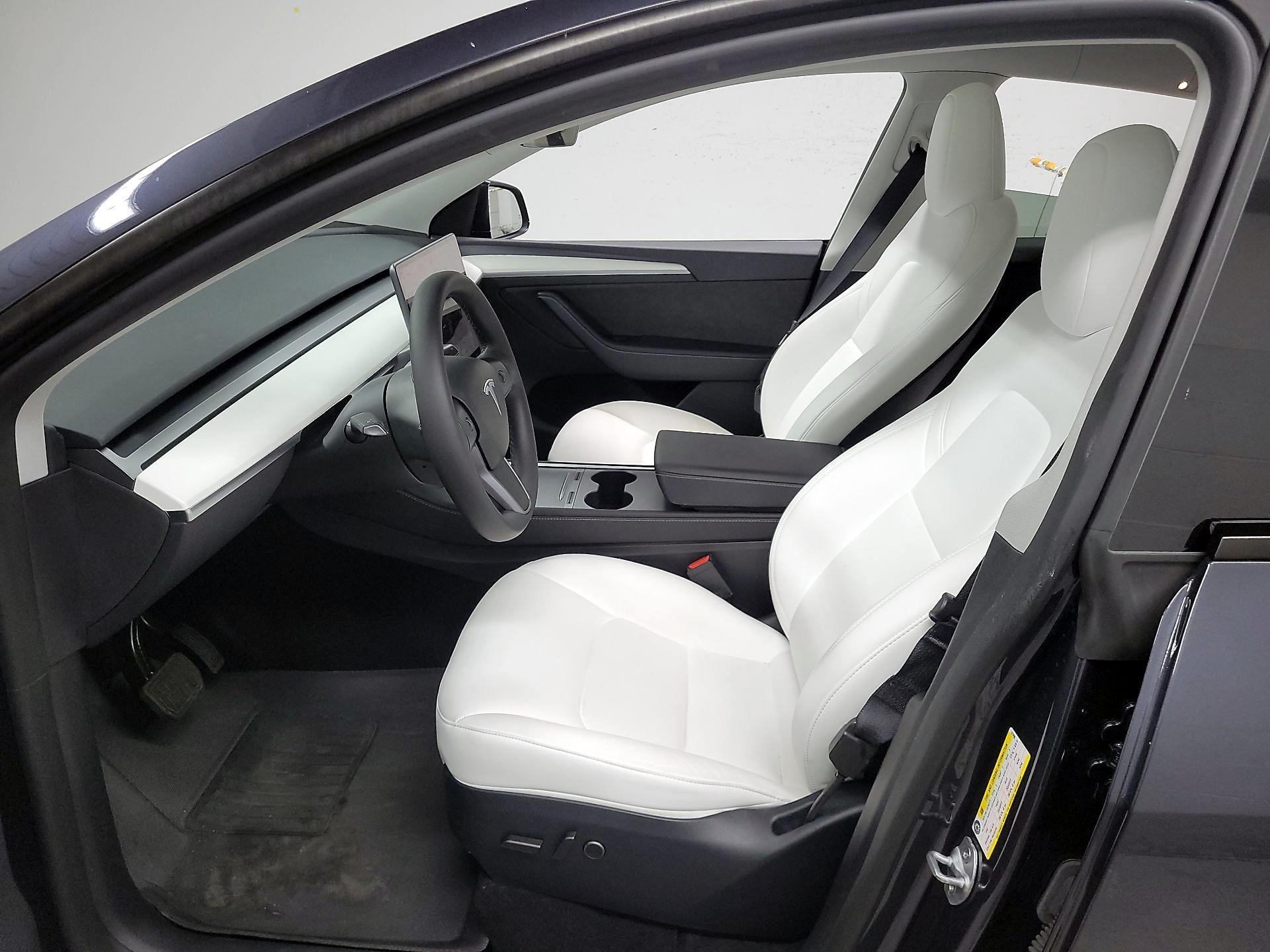 Thumbnail: 2024 Tesla Model Y - 11