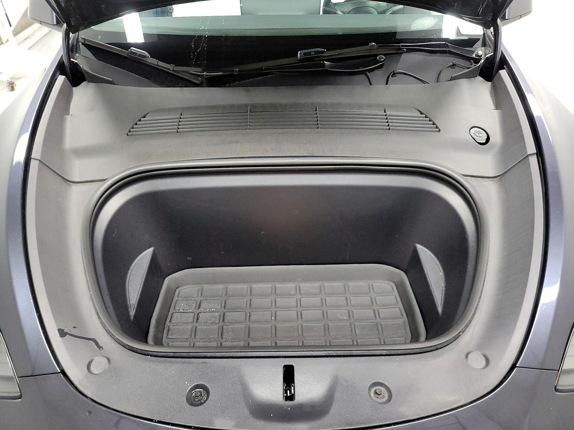 Thumbnail: 2024 Tesla Model Y - 20