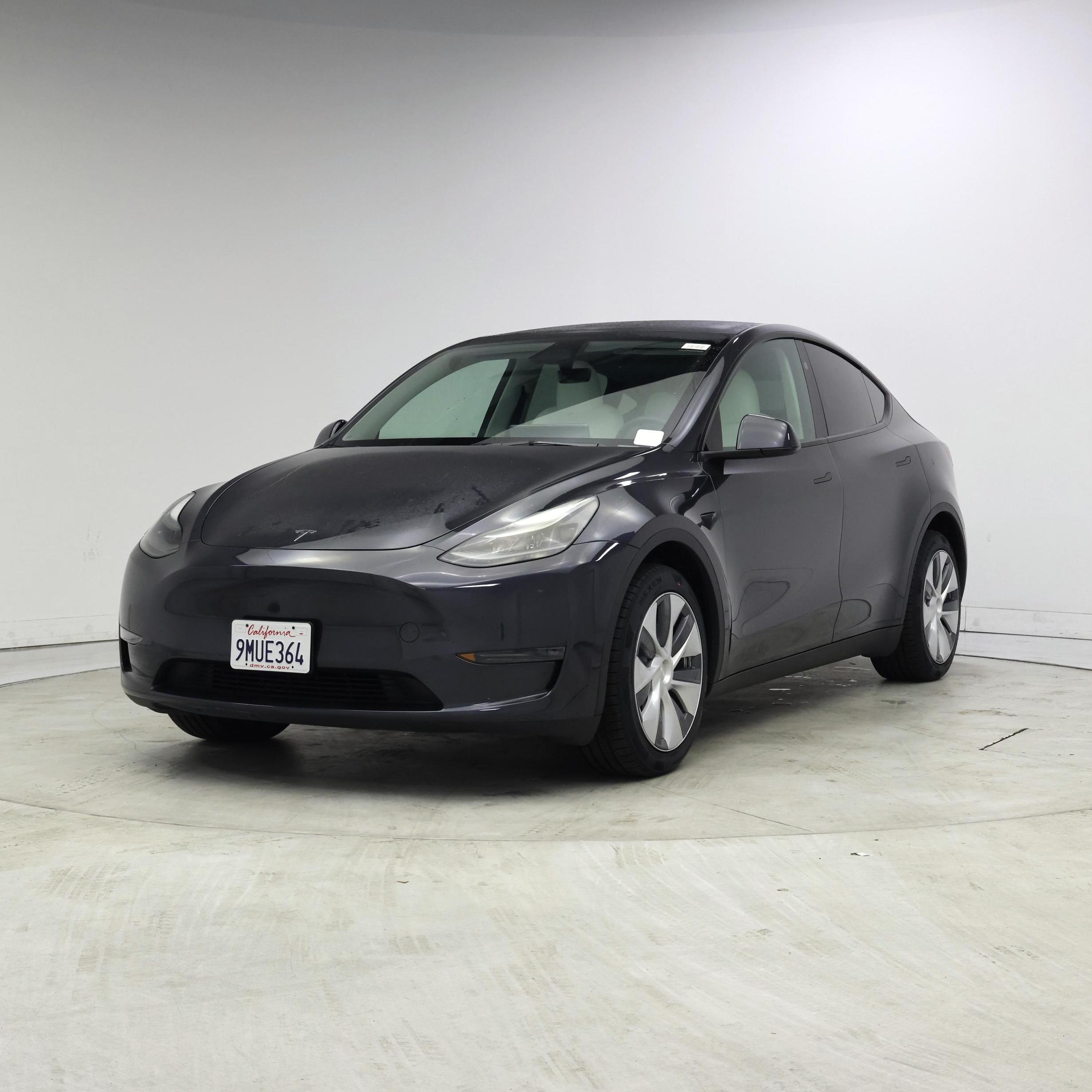 Thumbnail: 2024 Tesla Model Y - 4