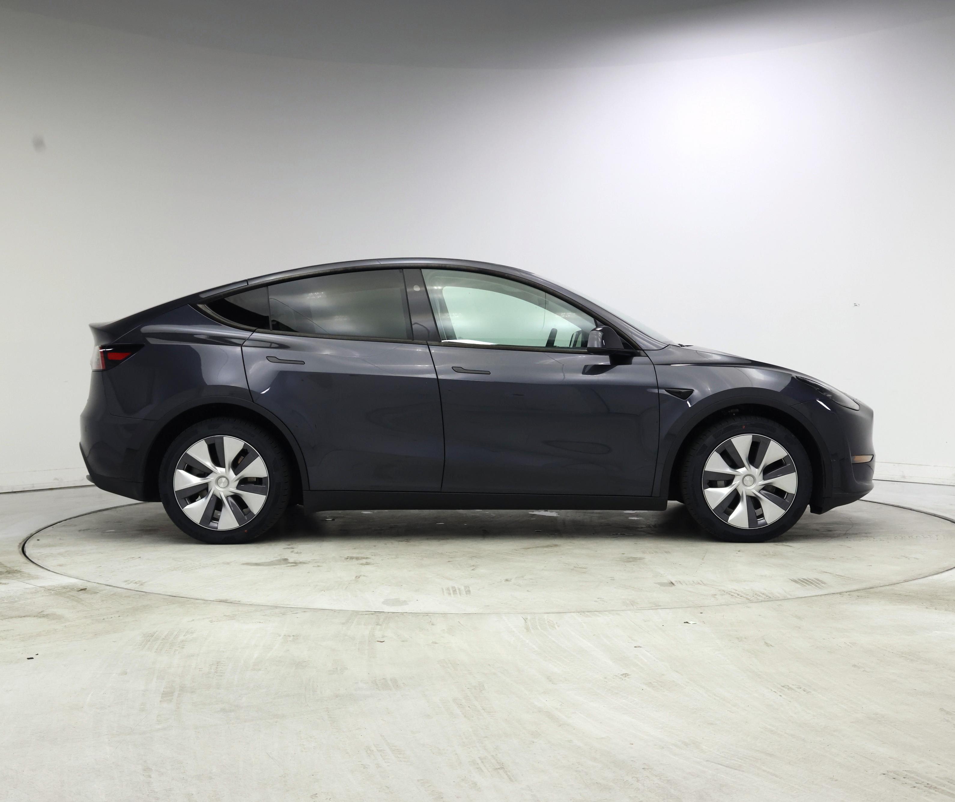 Thumbnail: 2024 Tesla Model Y - 7