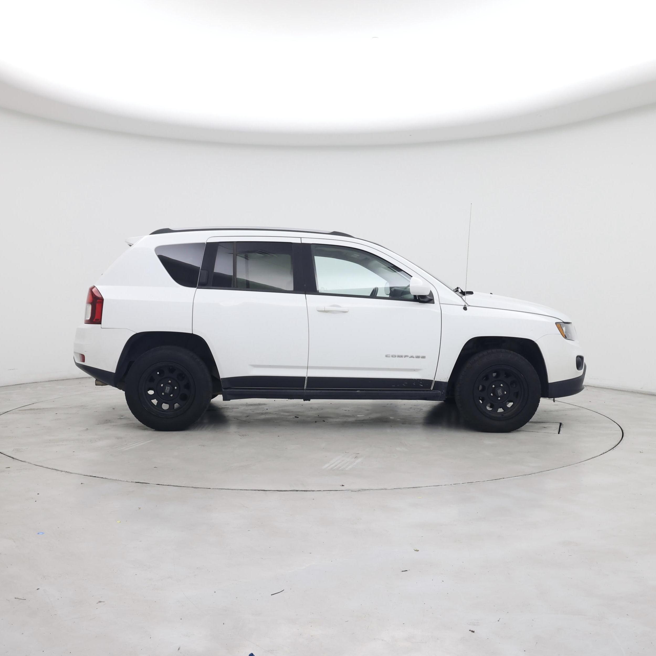 Thumbnail: 2016 Jeep Compass - 7