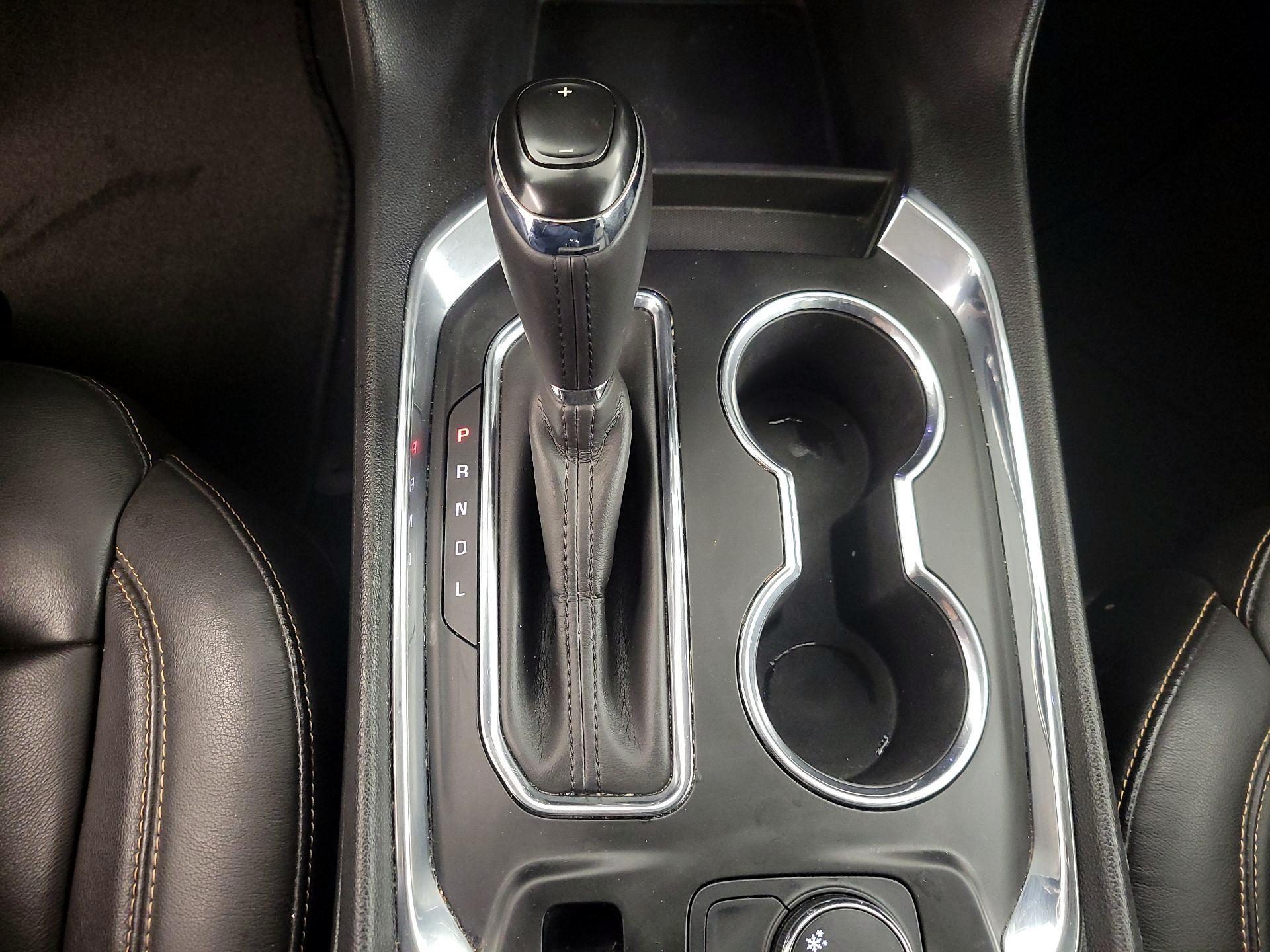 Thumbnail: 2018 Chevrolet Traverse - 16