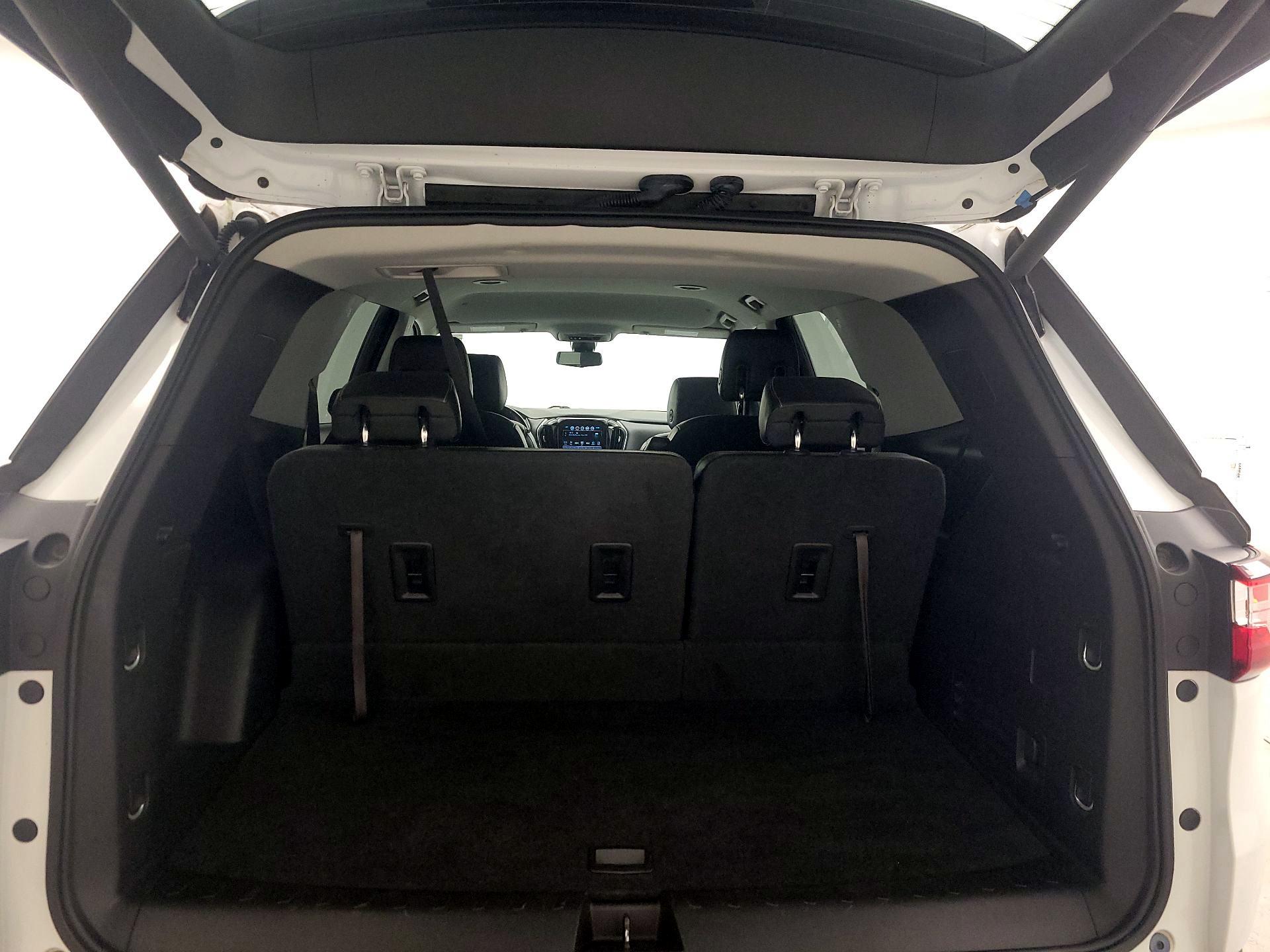 Thumbnail: 2018 Chevrolet Traverse - 19