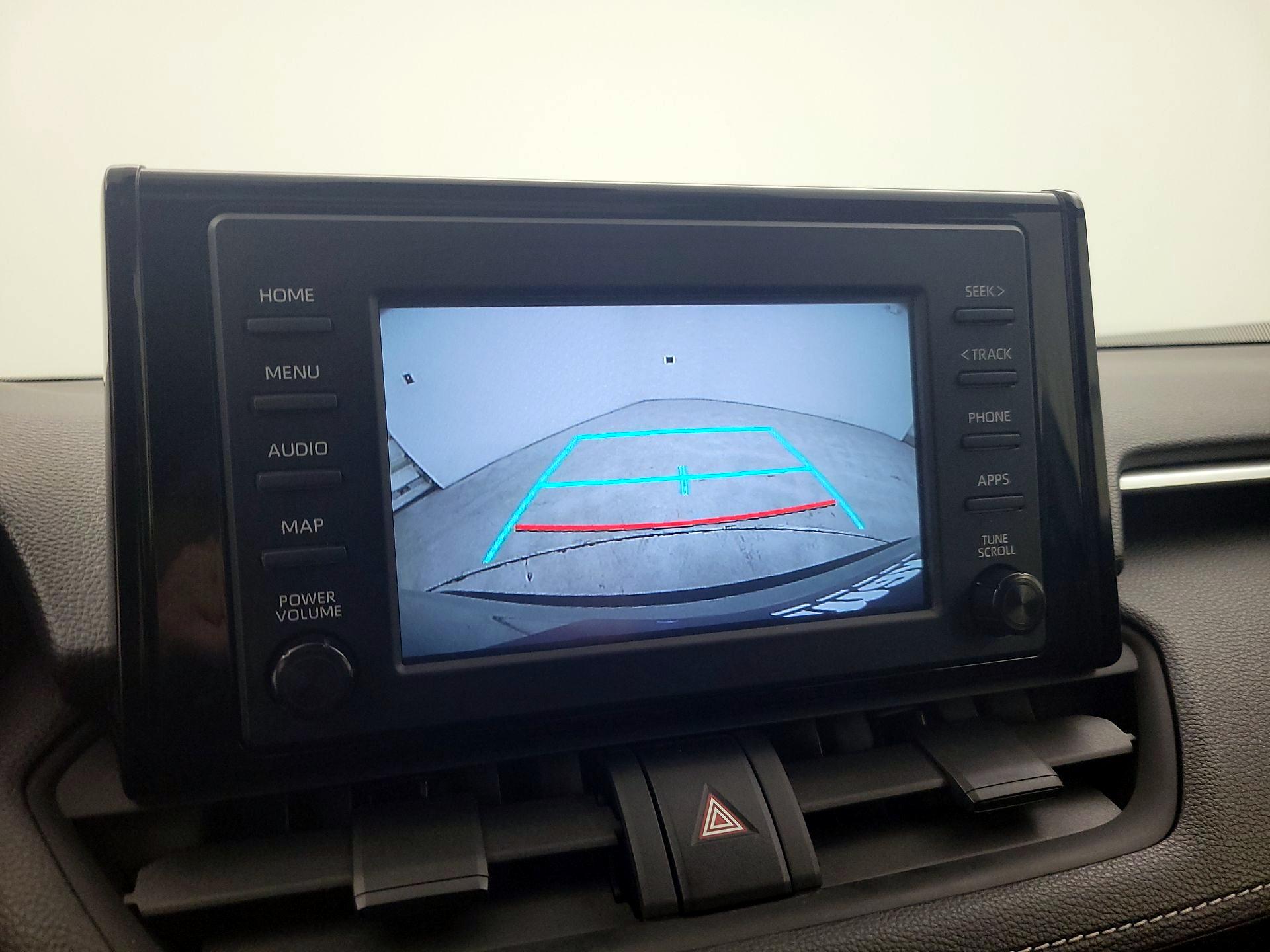 Thumbnail: 2019 Toyota RAV4 - 12