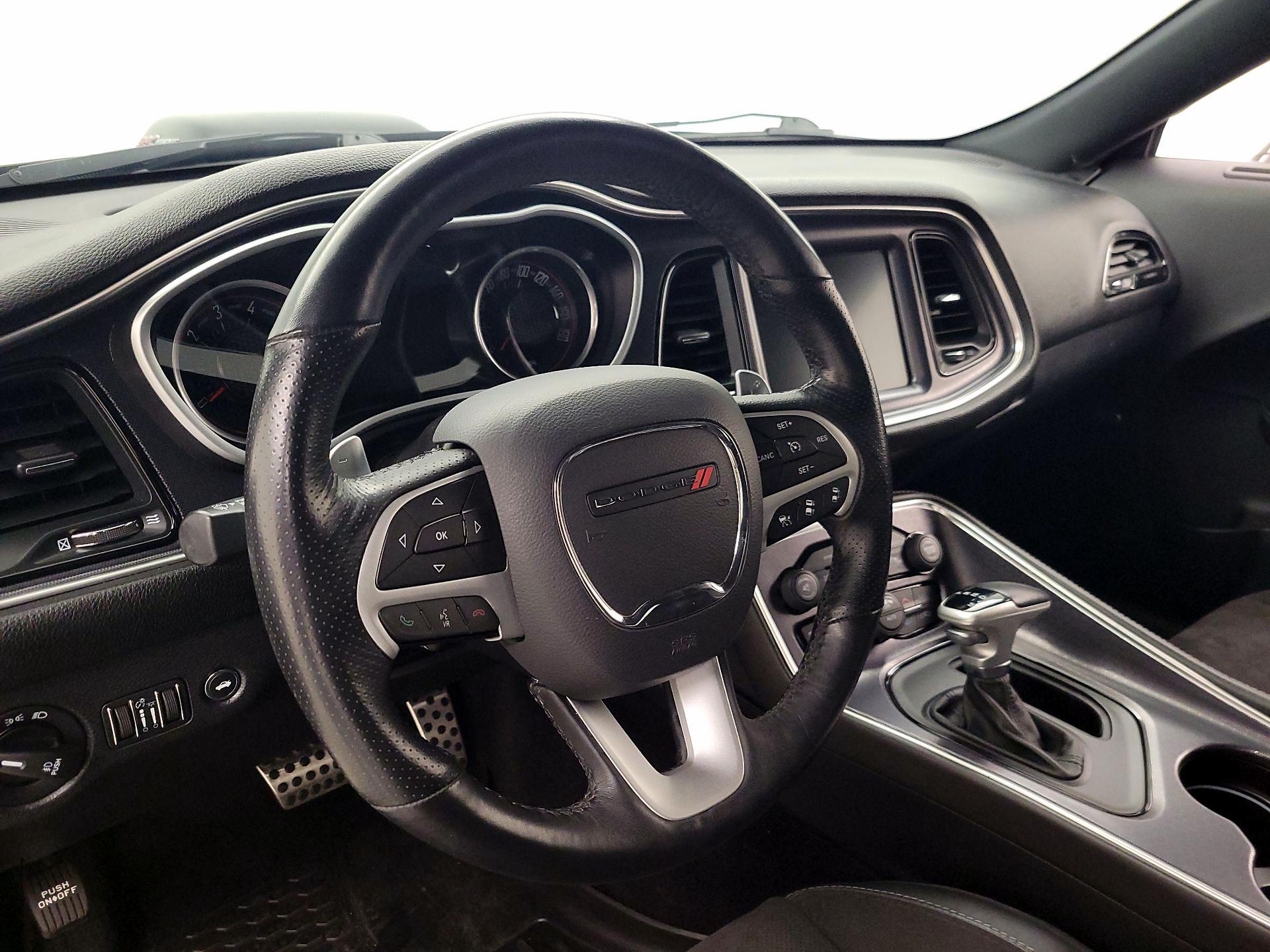 Thumbnail: 2016 Dodge Challenger - 10