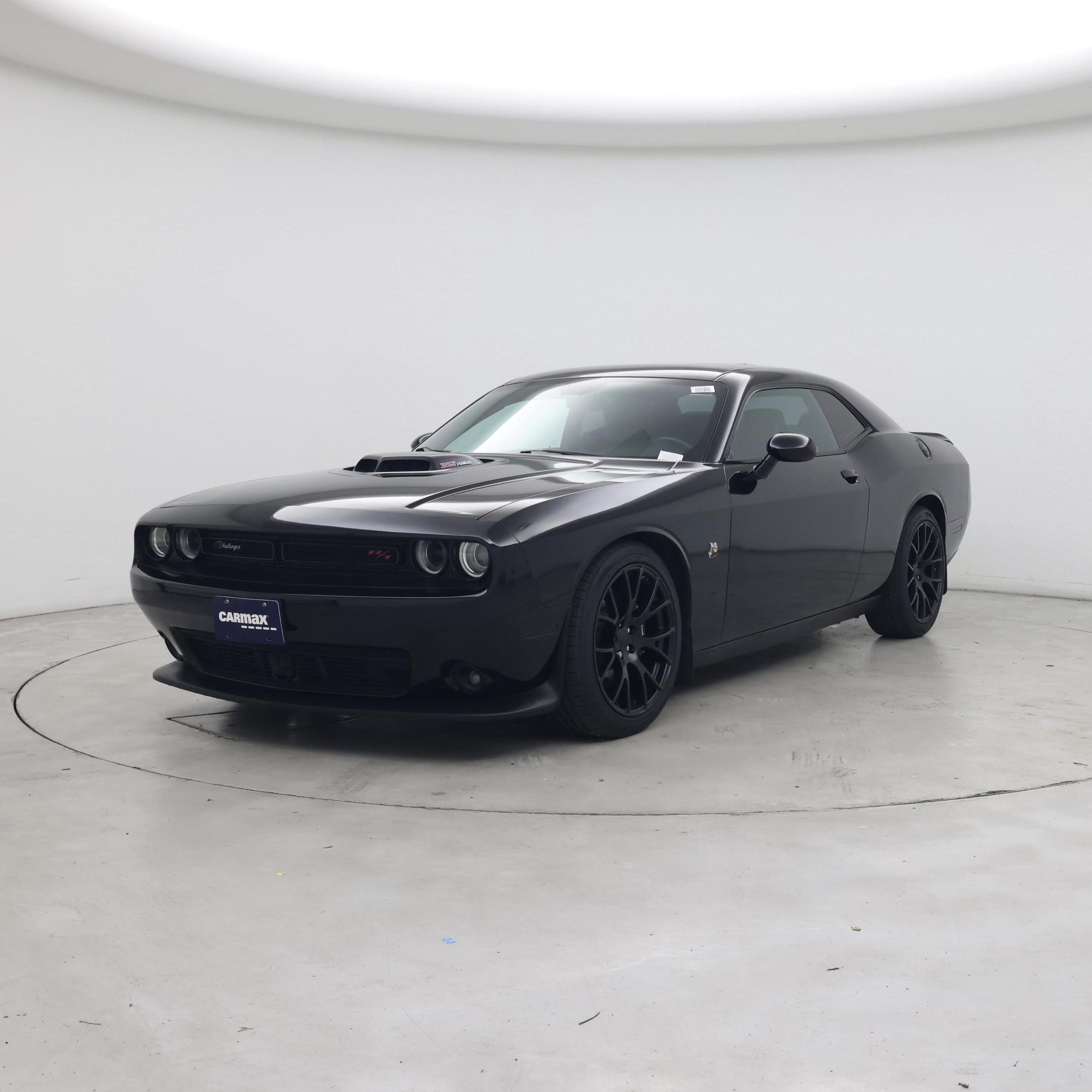 Thumbnail: 2016 Dodge Challenger - 4