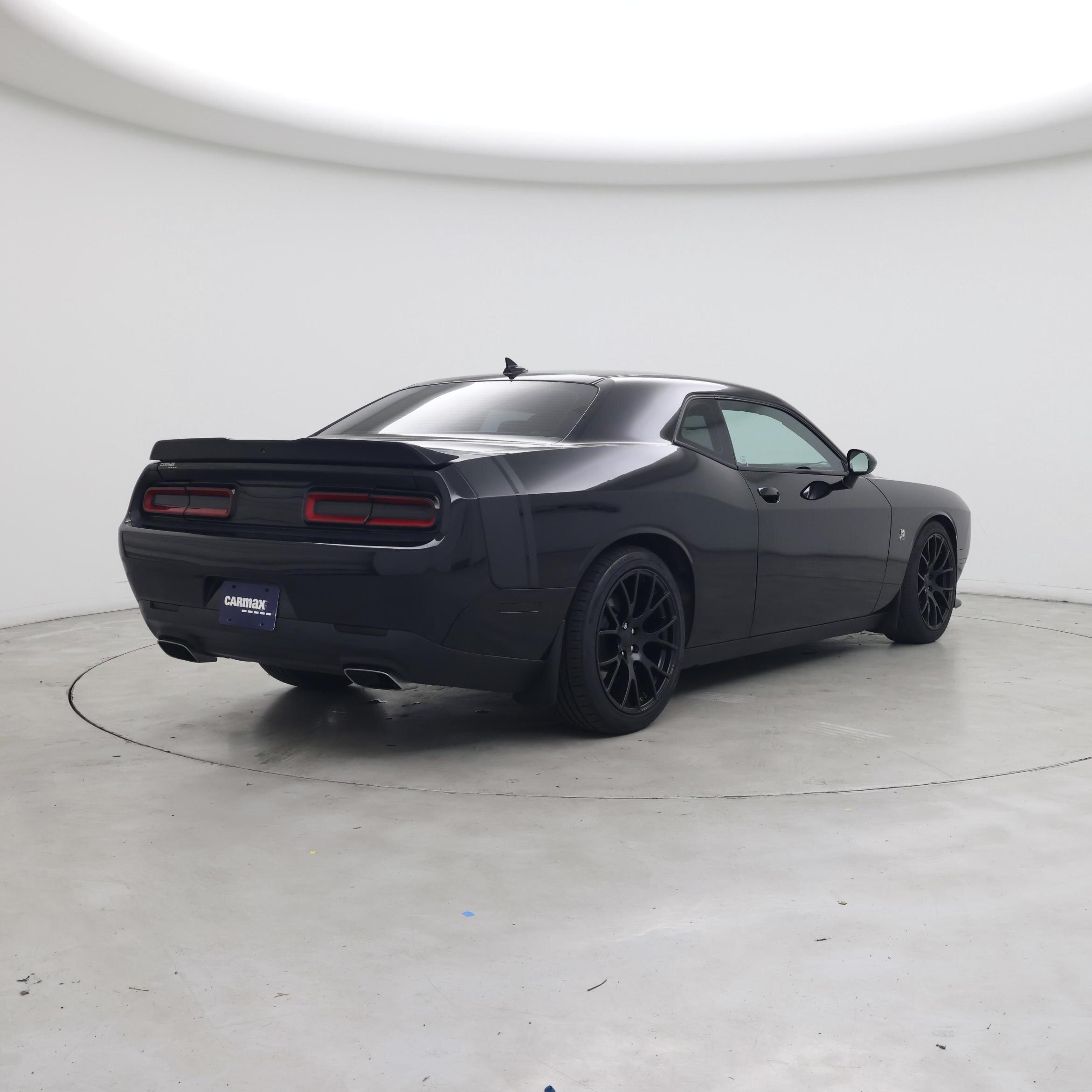 Thumbnail: 2016 Dodge Challenger - 8