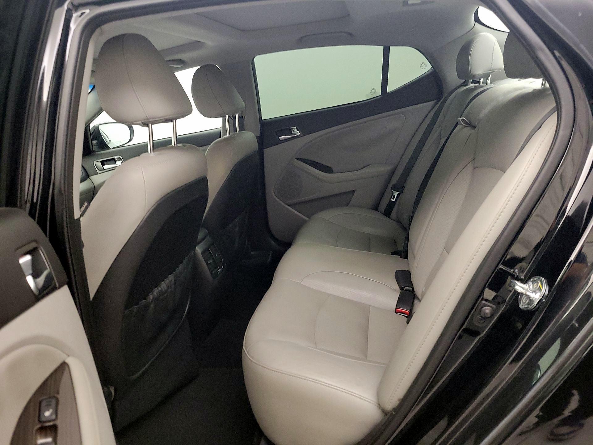 Thumbnail: 2015 Kia Optima - 20