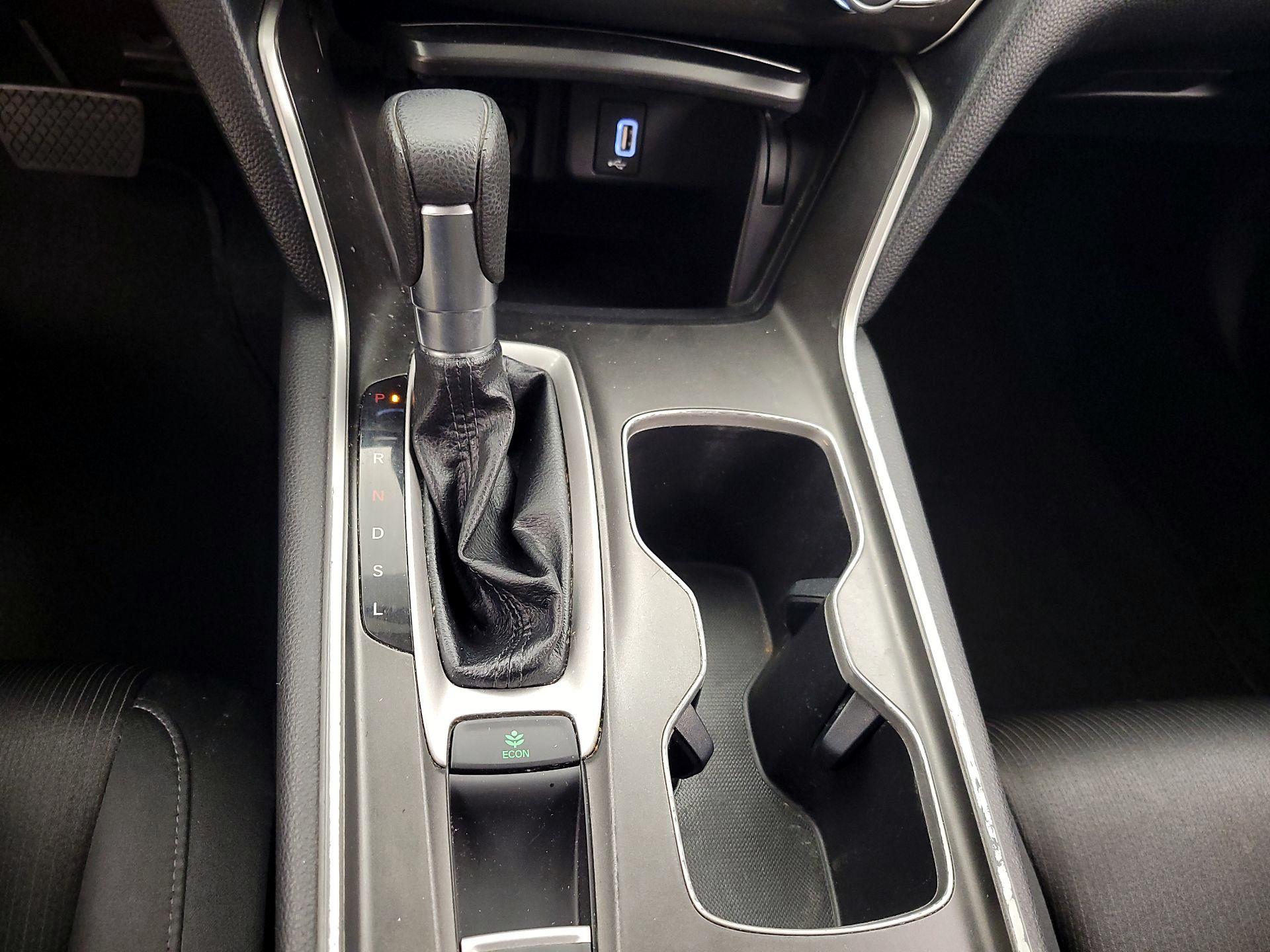 Thumbnail: 2018 Honda Accord - 17