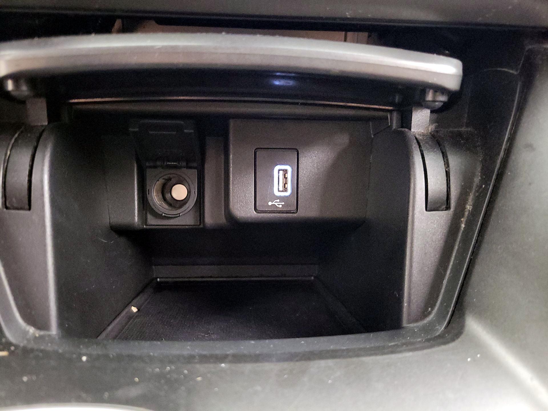 Thumbnail: 2018 Honda Accord - 18