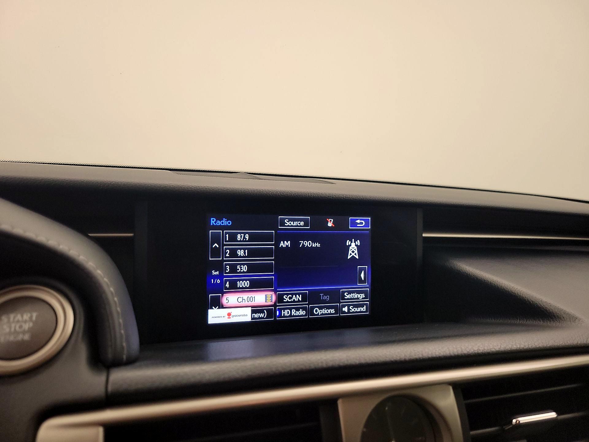 Thumbnail: 2015 Lexus IS - 16