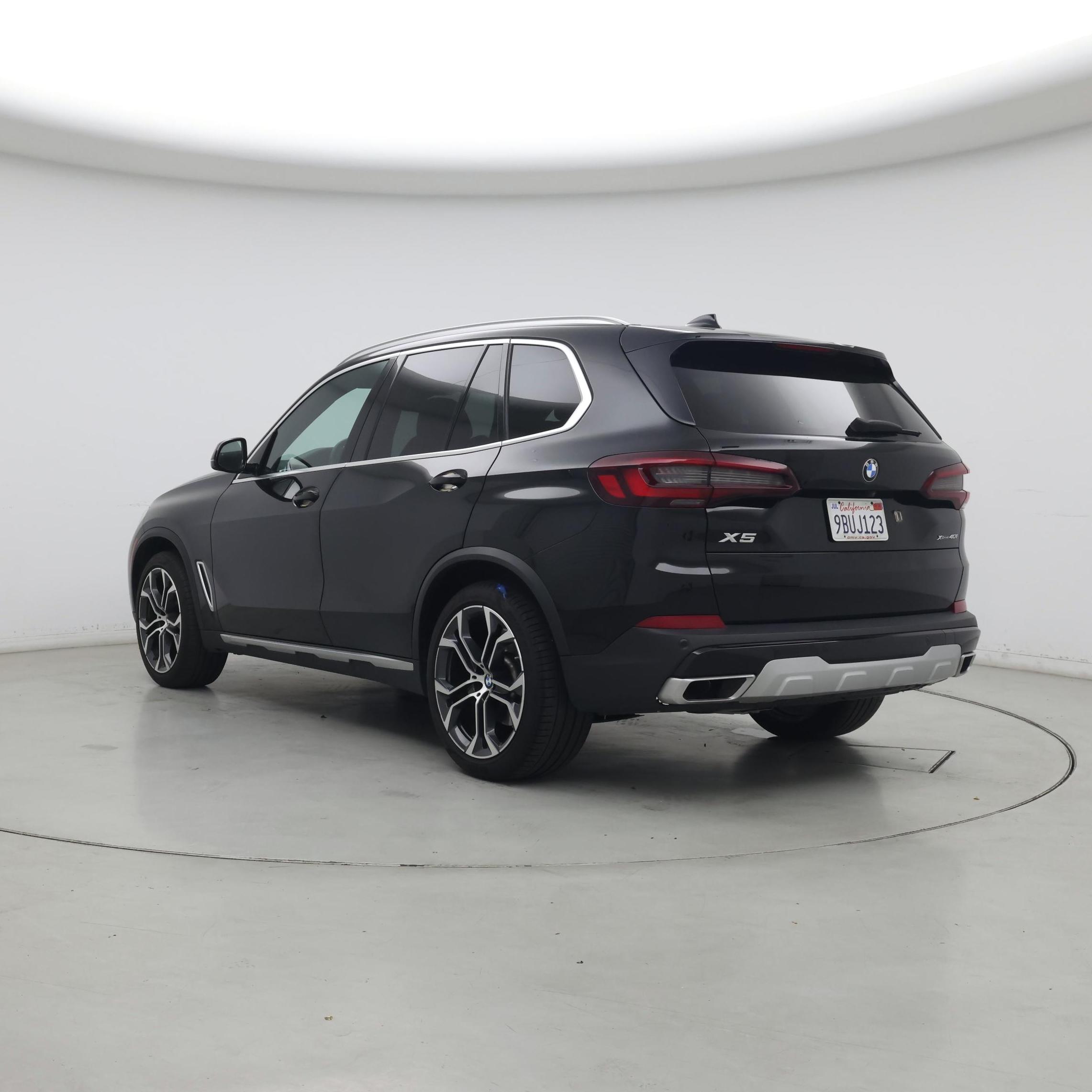 Thumbnail: 2022 BMW X5 - 2