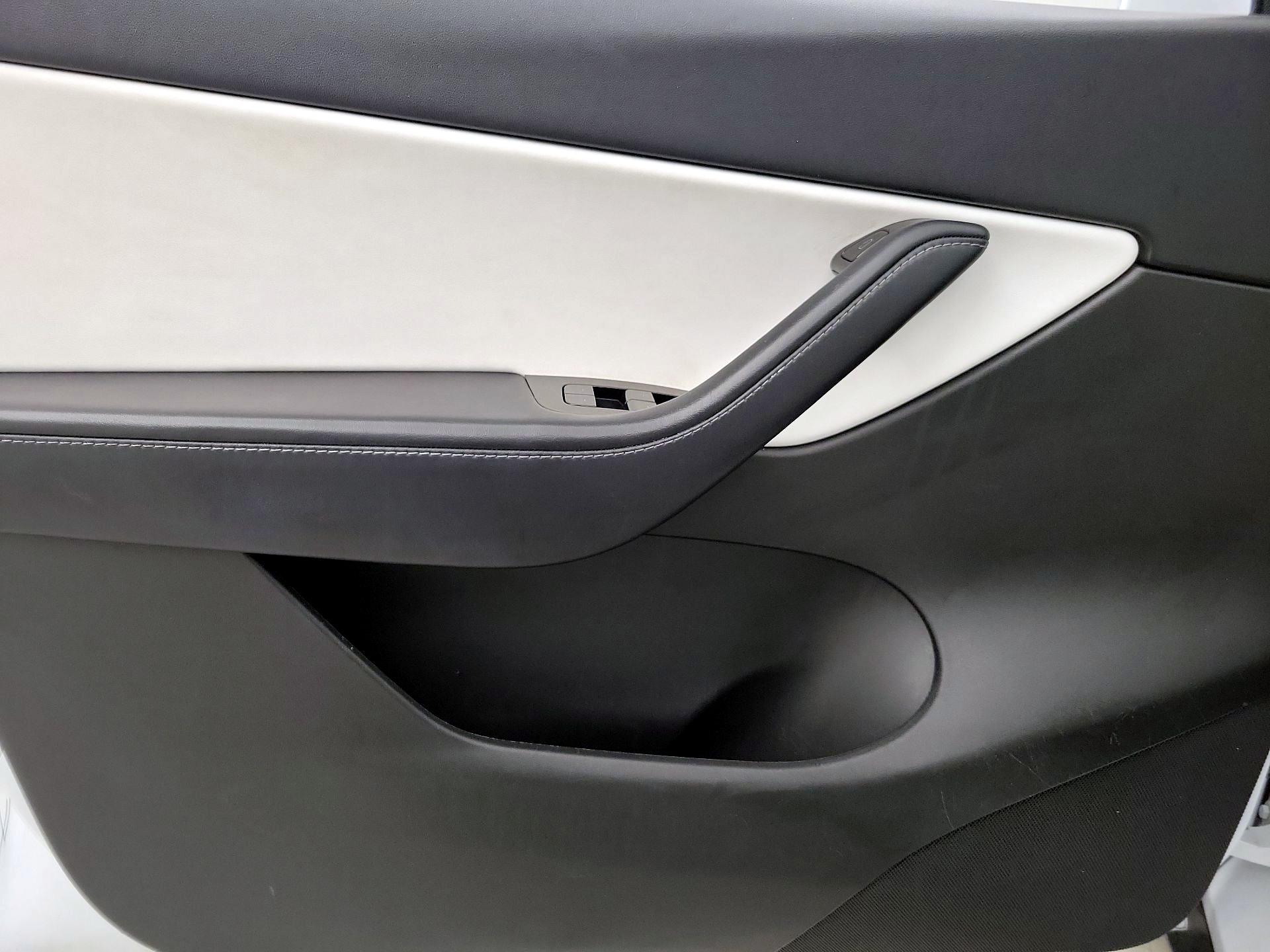 Thumbnail: 2021 Tesla Model Y - 12
