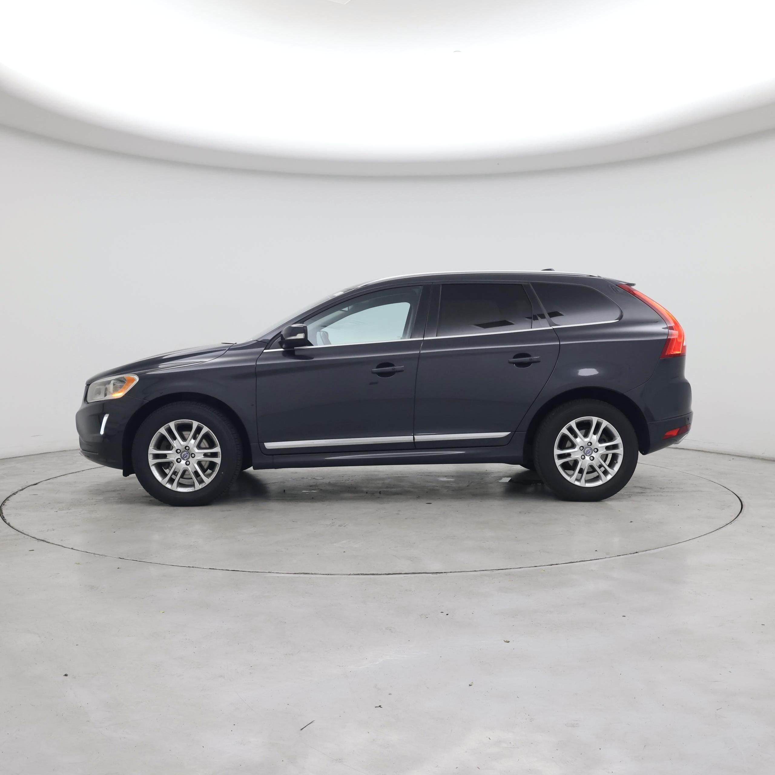 Thumbnail: 2015 Volvo XC60 - 3