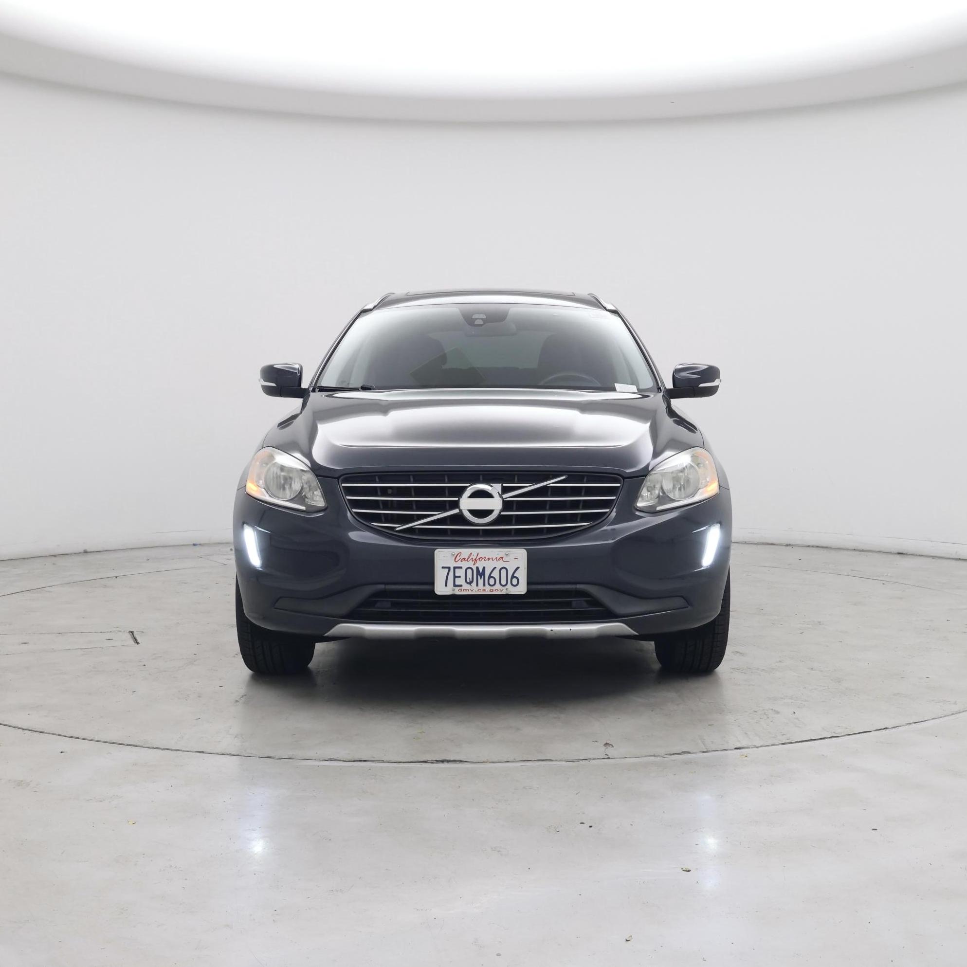 Thumbnail: 2015 Volvo XC60 - 5