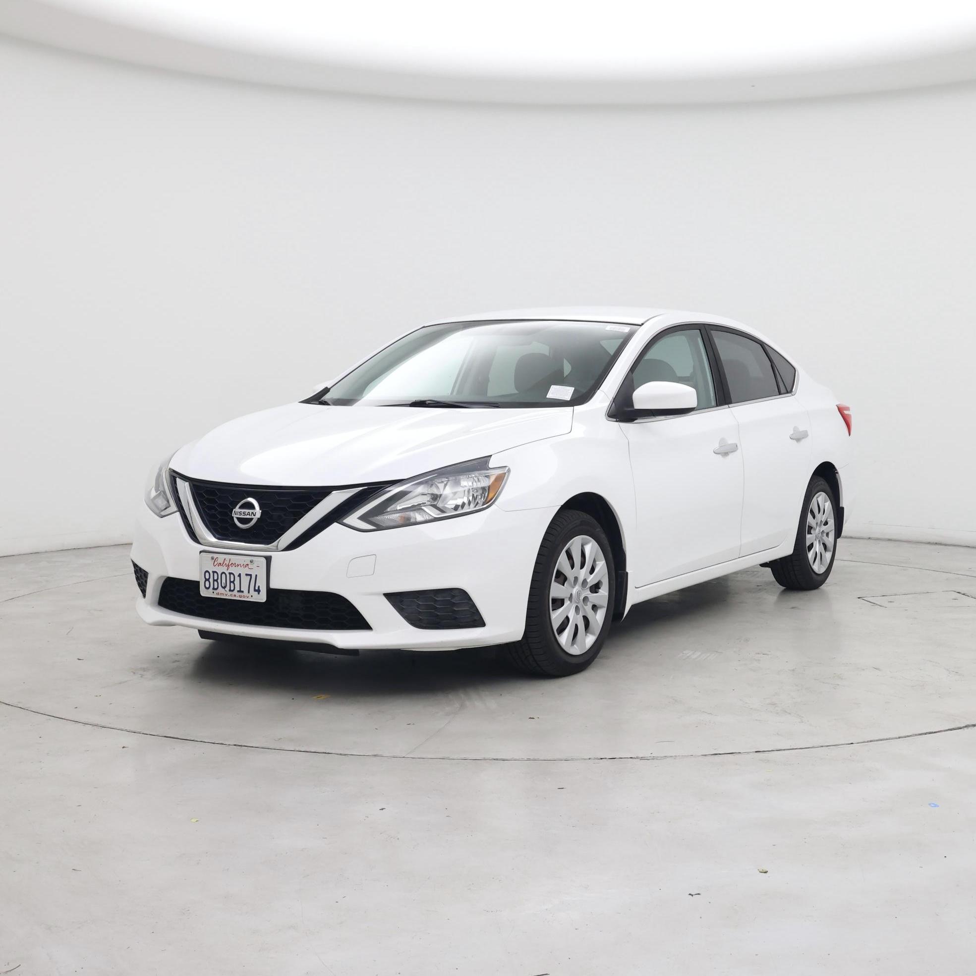 Thumbnail: 2017 Nissan Sentra - 4