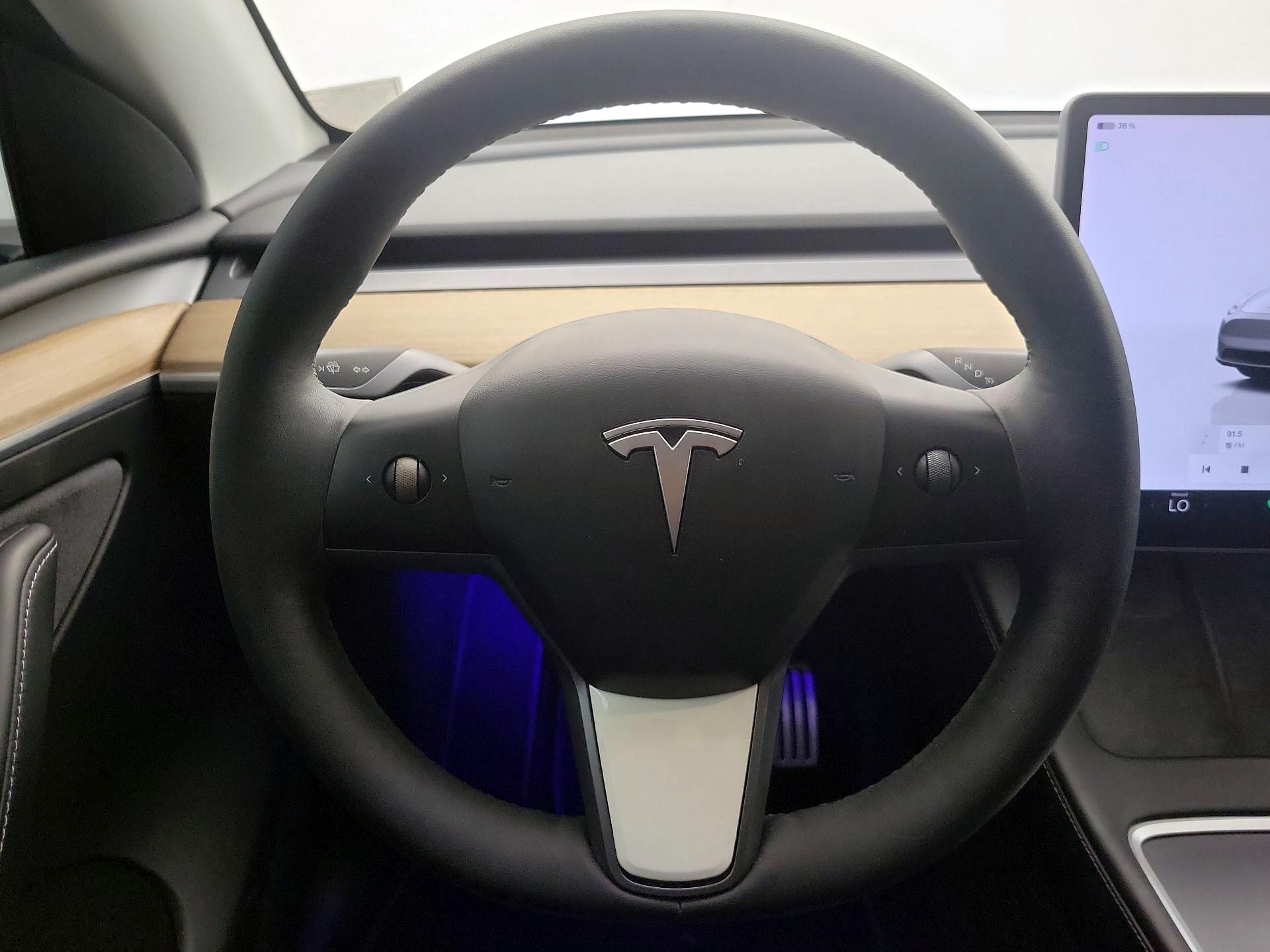 Thumbnail: 2023 Tesla Model Y - 10