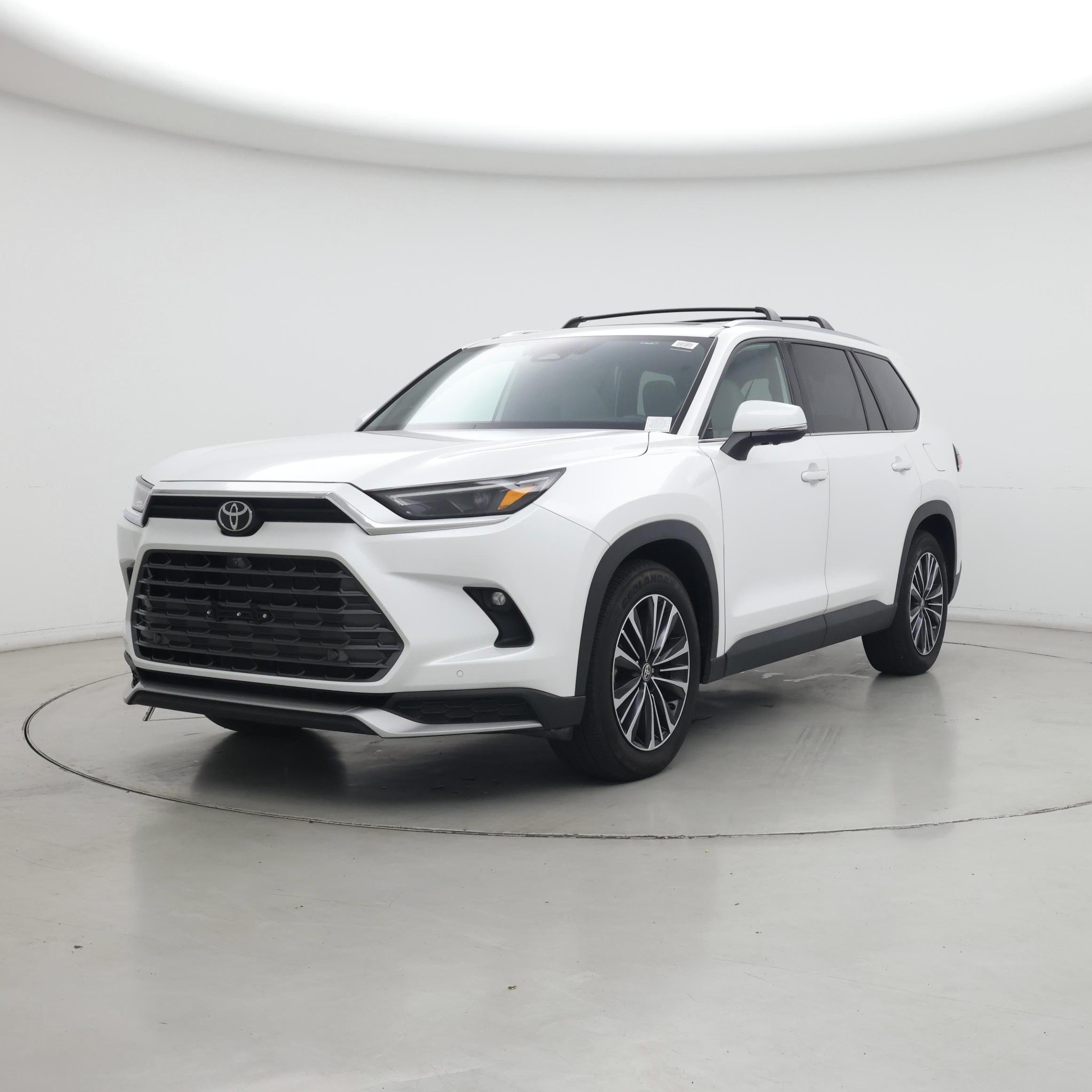 Thumbnail: 2024 Toyota Highlander - 4