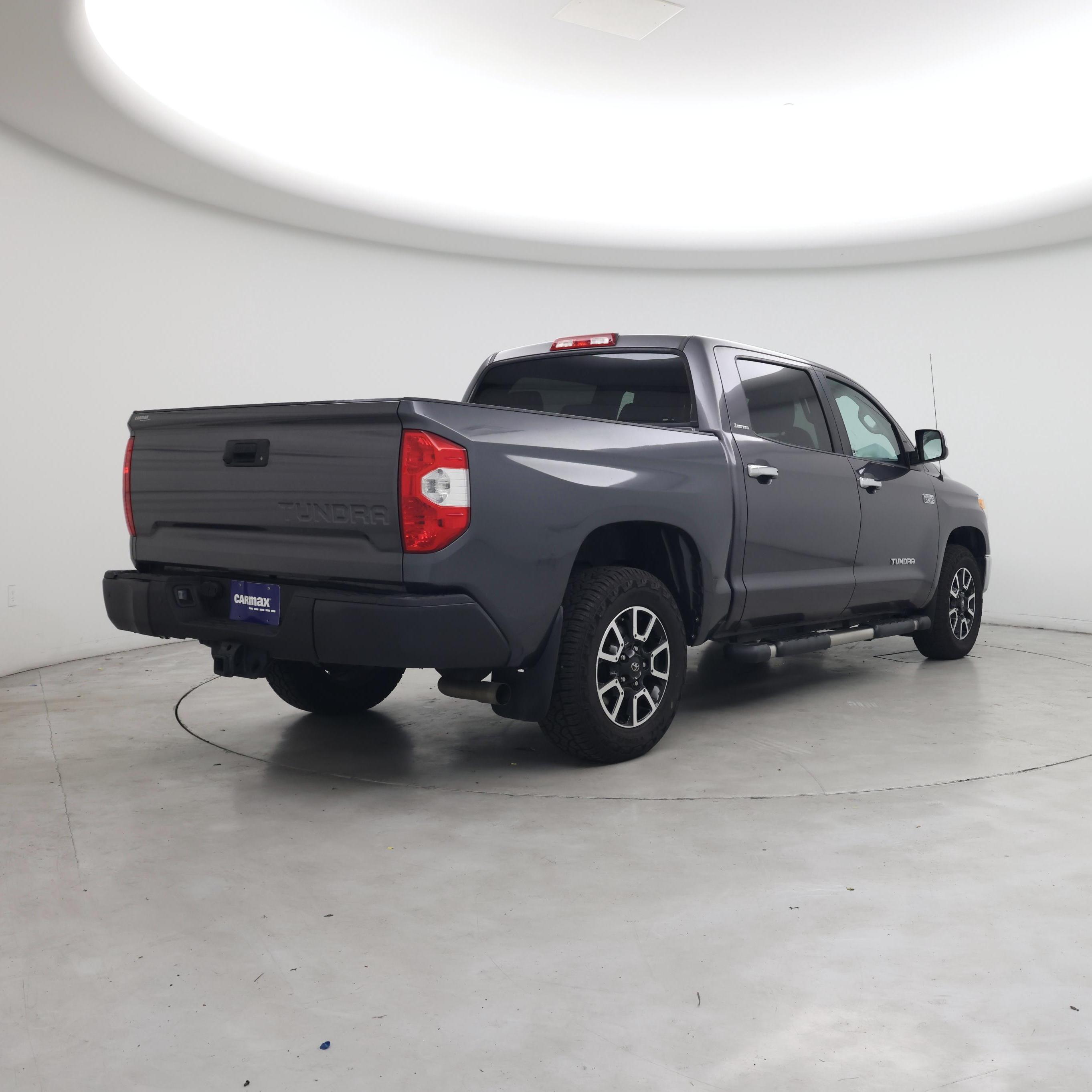 Thumbnail: 2017 Toyota Tundra - 8