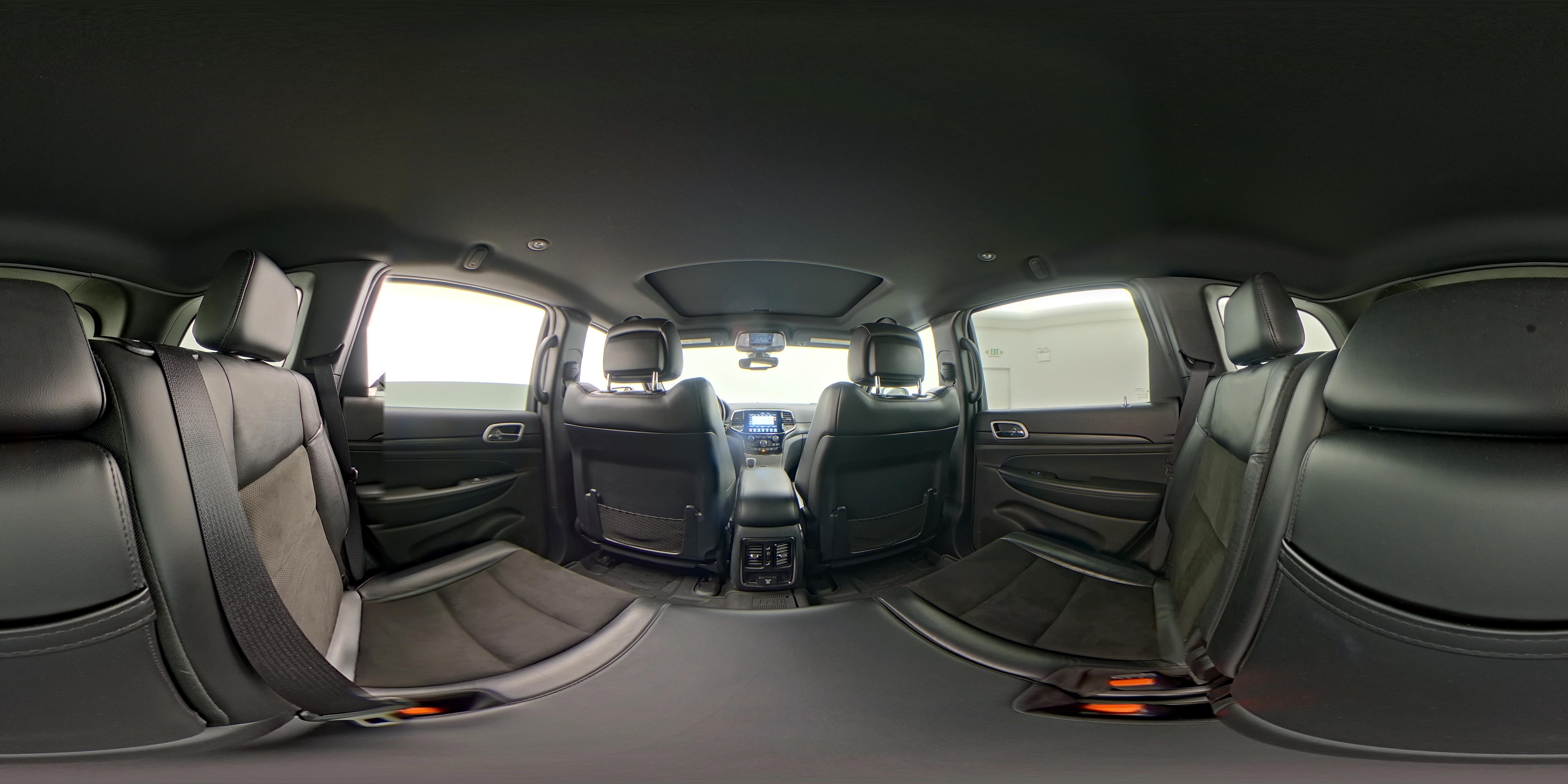2020 Jeep Grand Cherokee Altitude - Photo 27