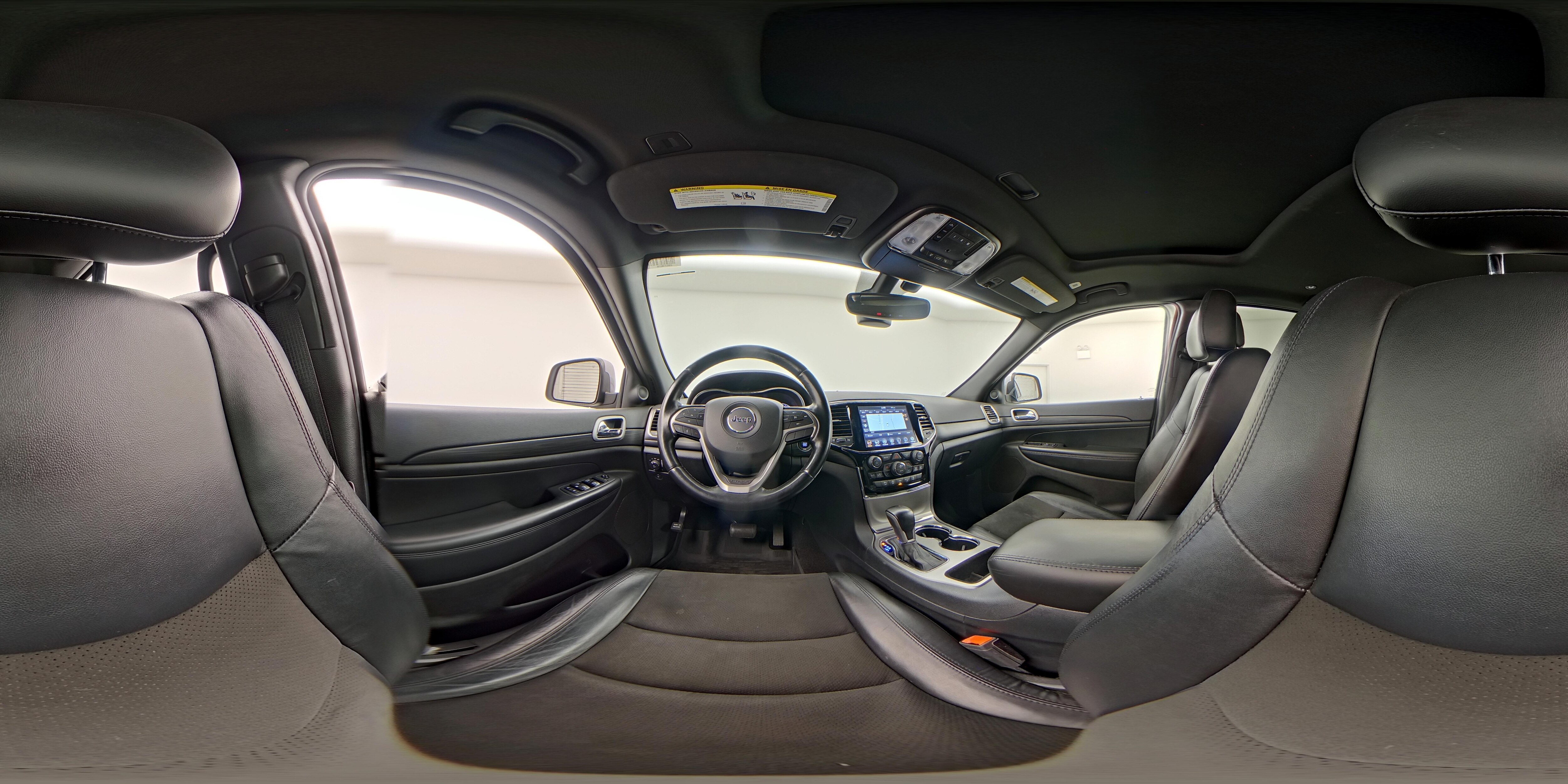 2020 Jeep Grand Cherokee Altitude - Photo 28