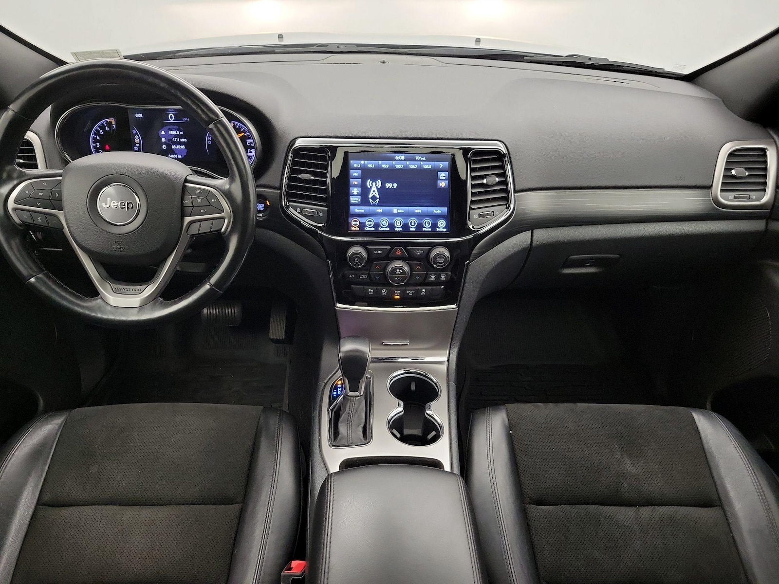 2020 Jeep Grand Cherokee Altitude - Photo 10