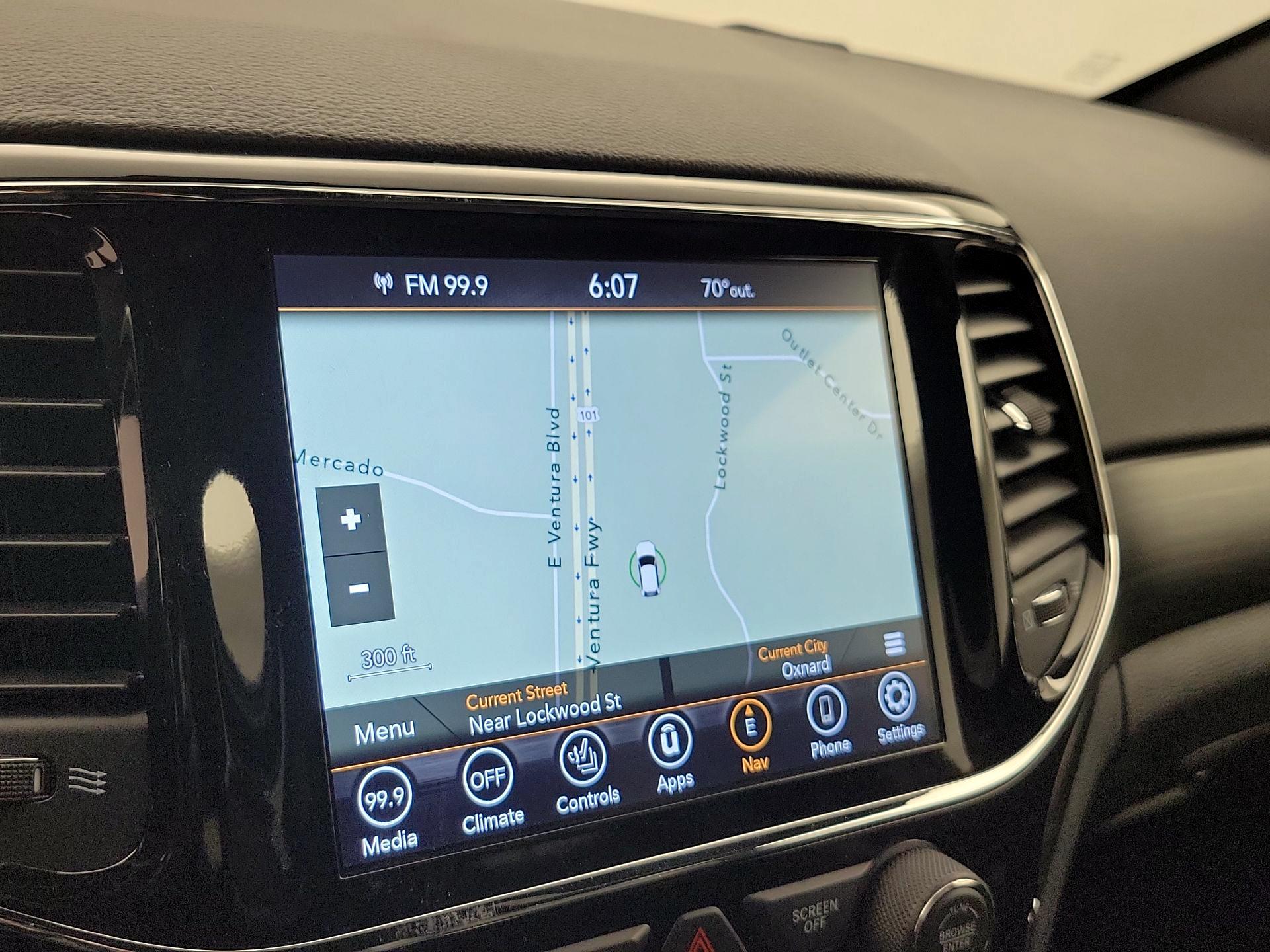 Thumbnail: 2020 Jeep Grand Cherokee - 14