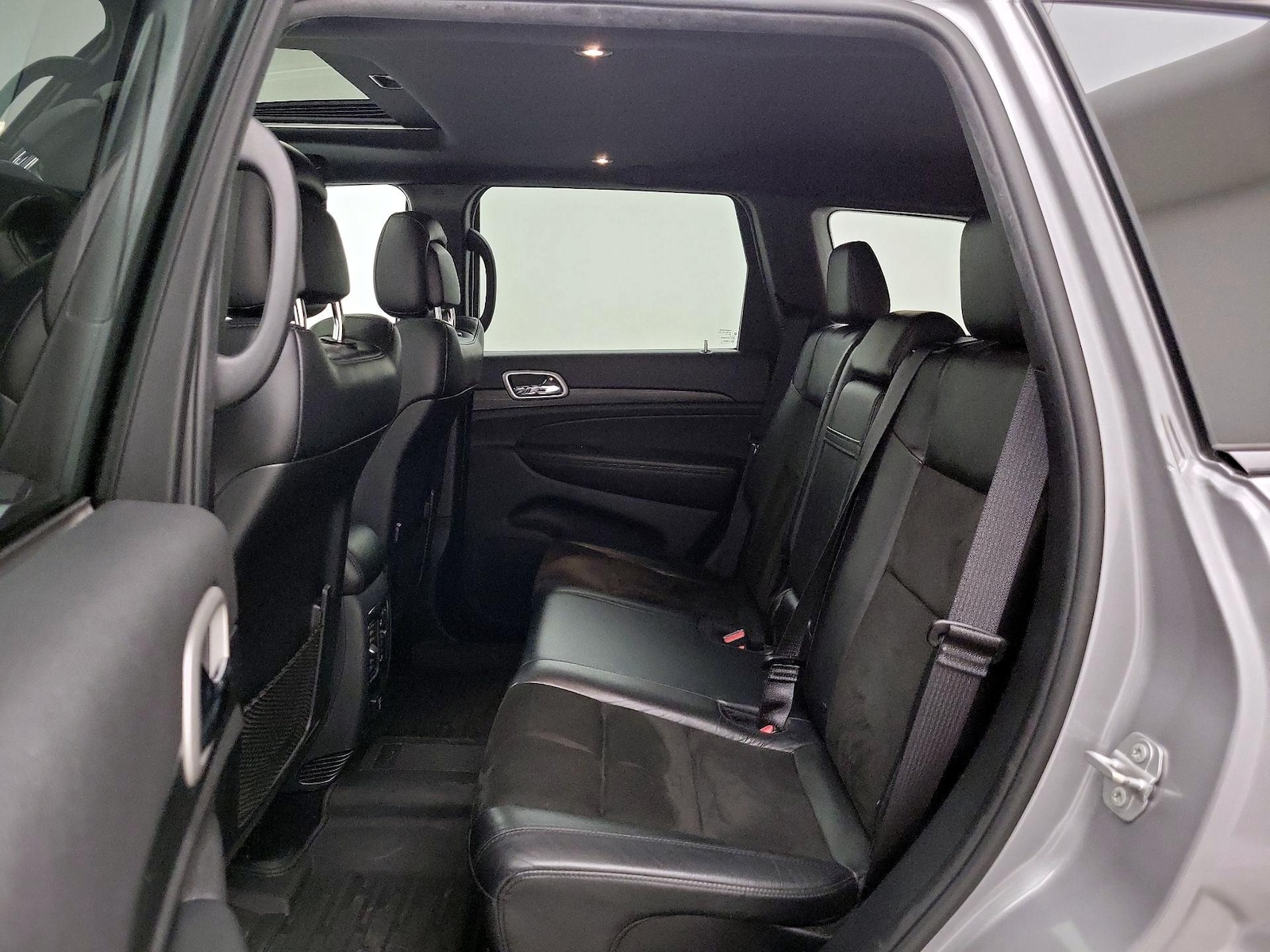 2020 Jeep Grand Cherokee Altitude - Photo 22
