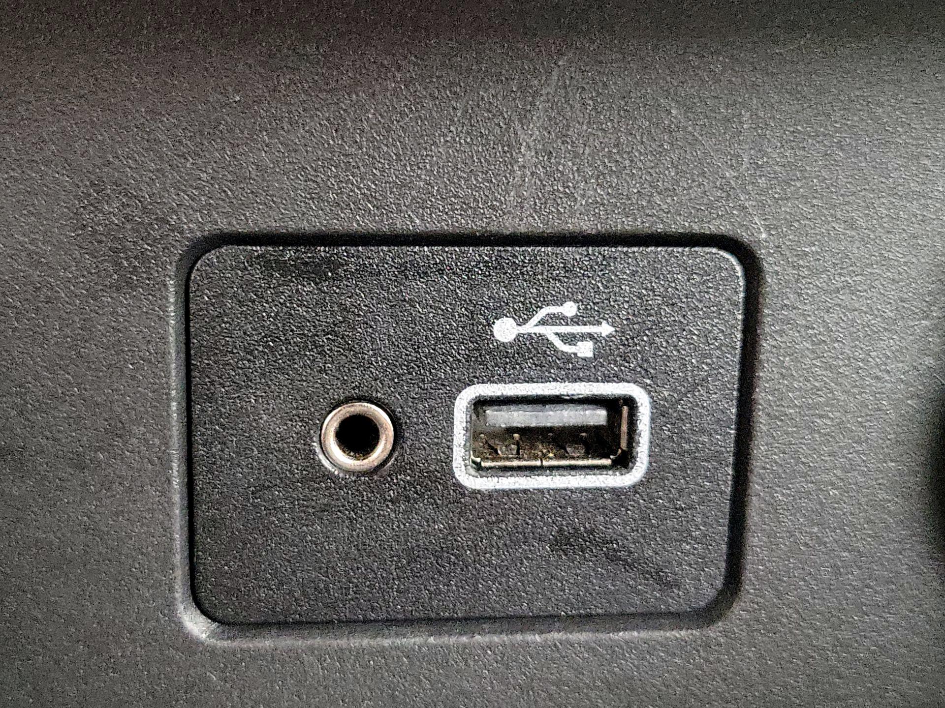 Thumbnail: 2022 Nissan Sentra - 18