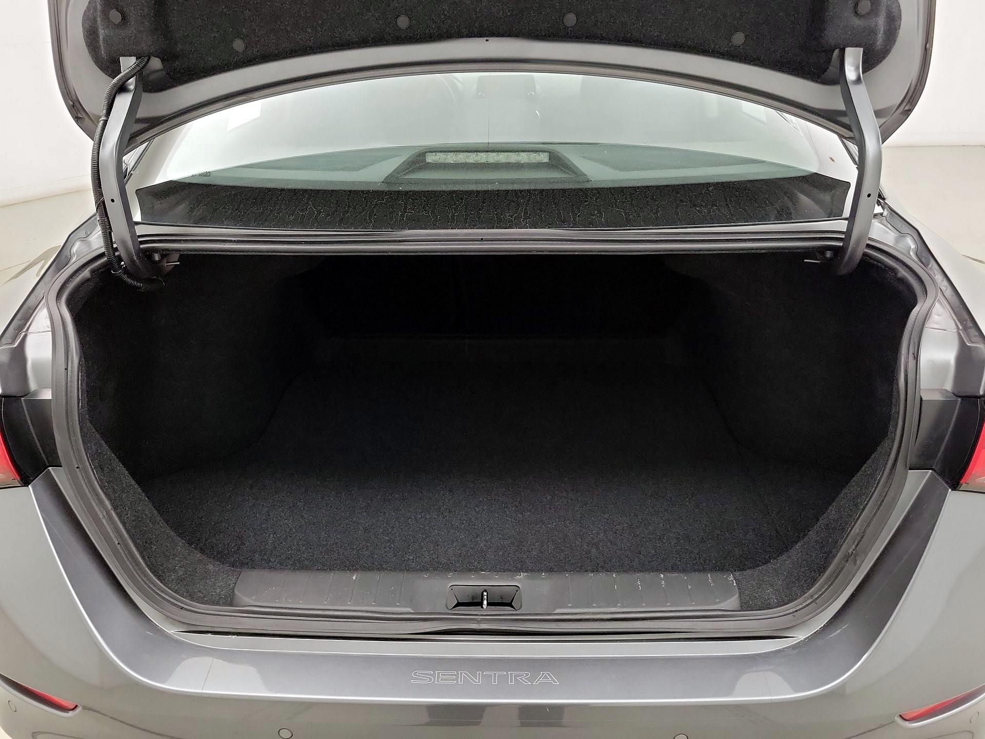 Thumbnail: 2022 Nissan Sentra - 20