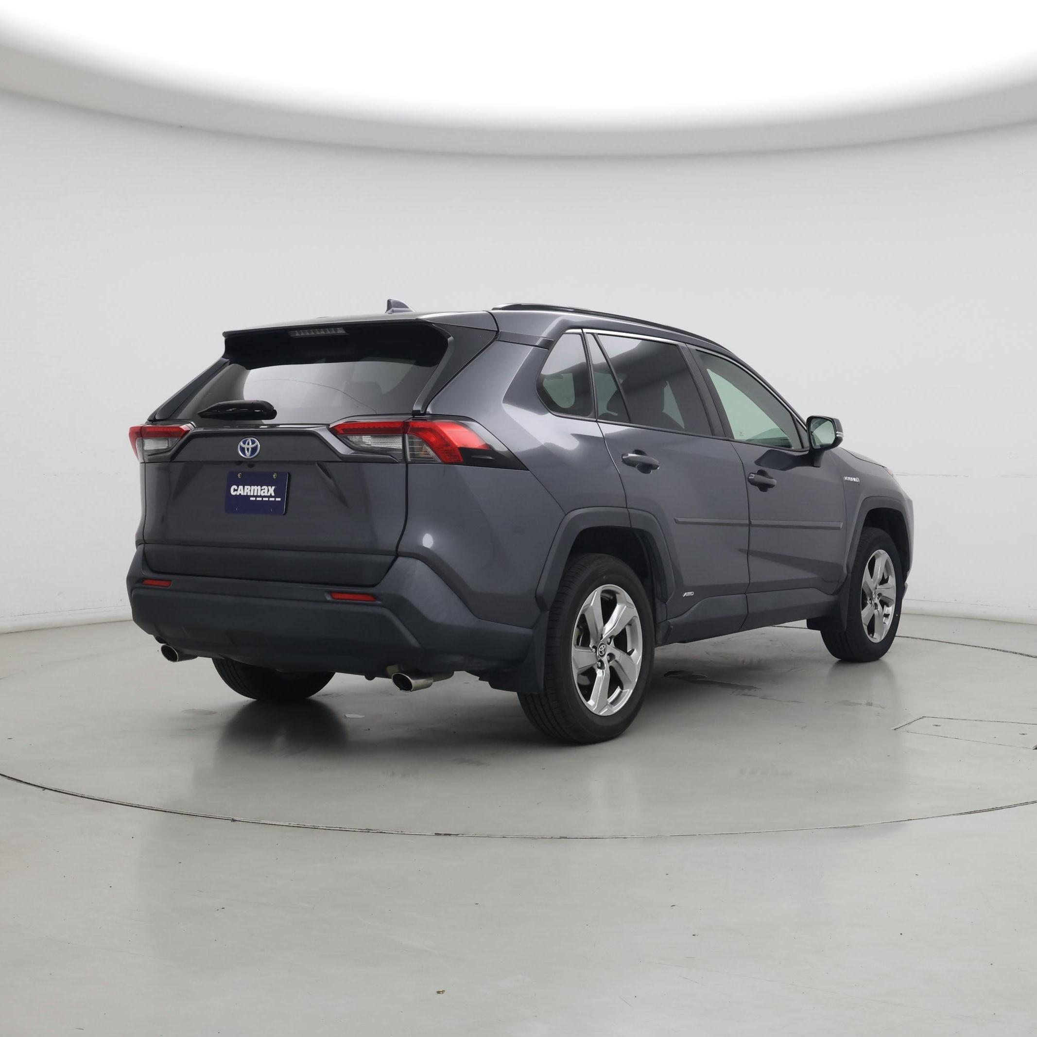 Thumbnail: 2021 Toyota RAV4 - 8
