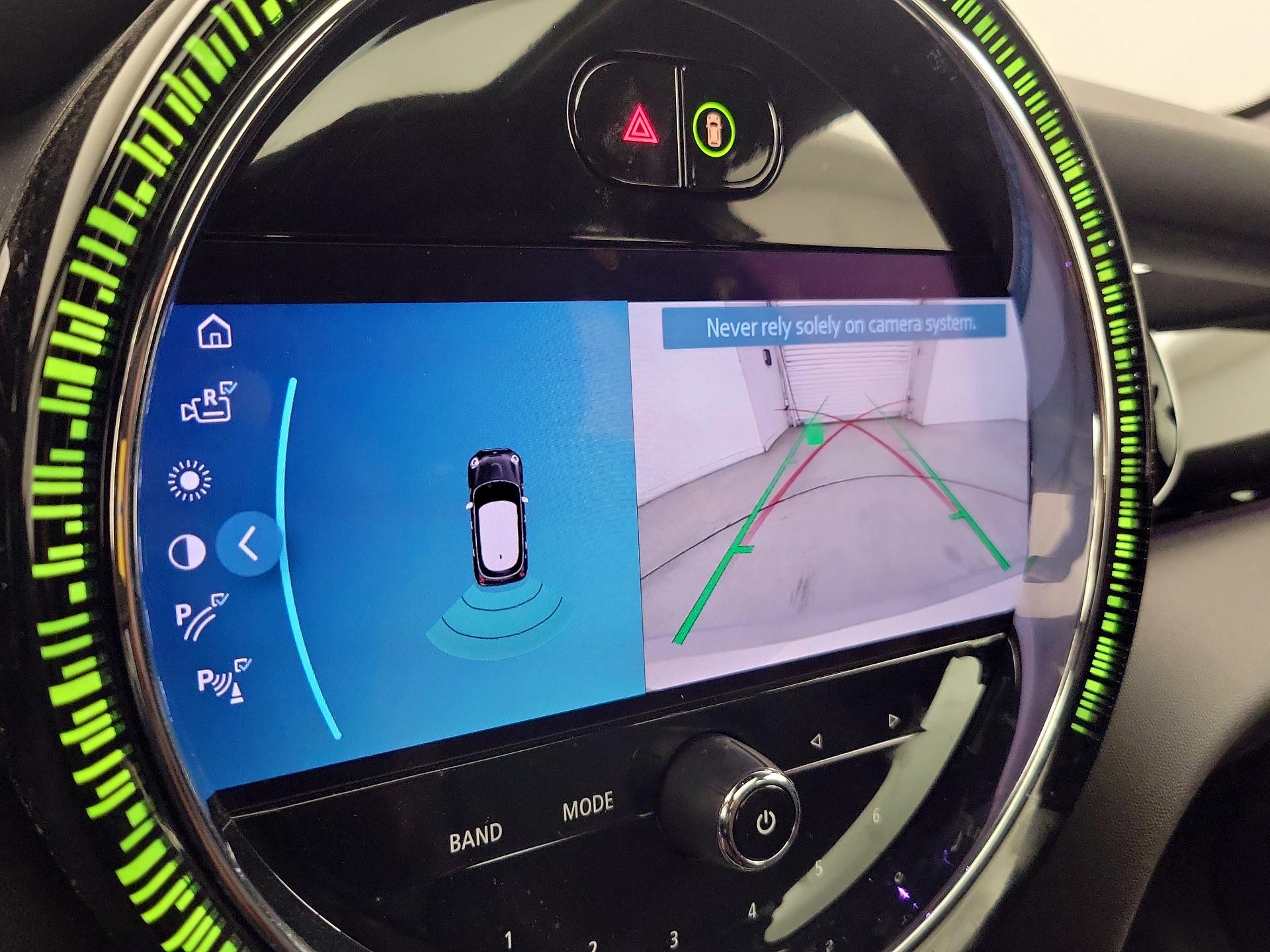 Thumbnail: 2022 MINI Cooper Hardtop - 15