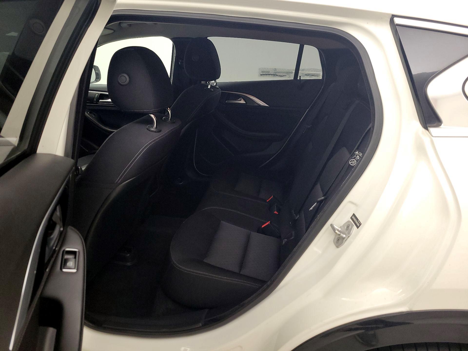 Thumbnail: 2017 INFINITI QX30 - 19