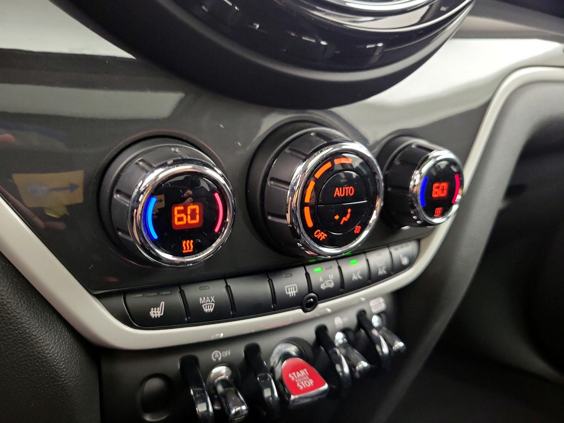 Thumbnail: 2020 MINI Cooper Countryman - 16