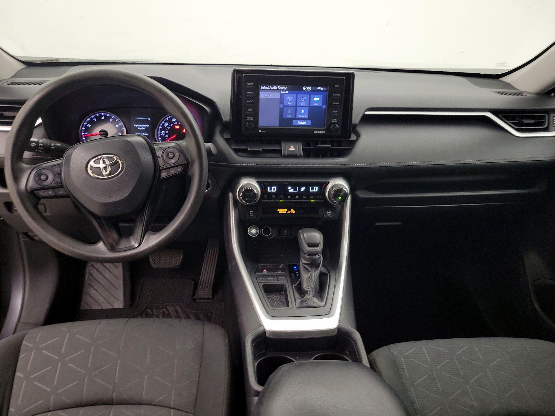 Thumbnail: 2020 Toyota RAV4 - 9